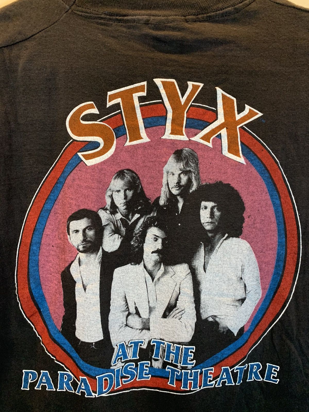 Band Tees × Vintage *RARE* Vintage Styx World Tour 1981 Paradise Theatre T-Shirt Size US L / EU 52-54 / 3 - 4 Thumbnail