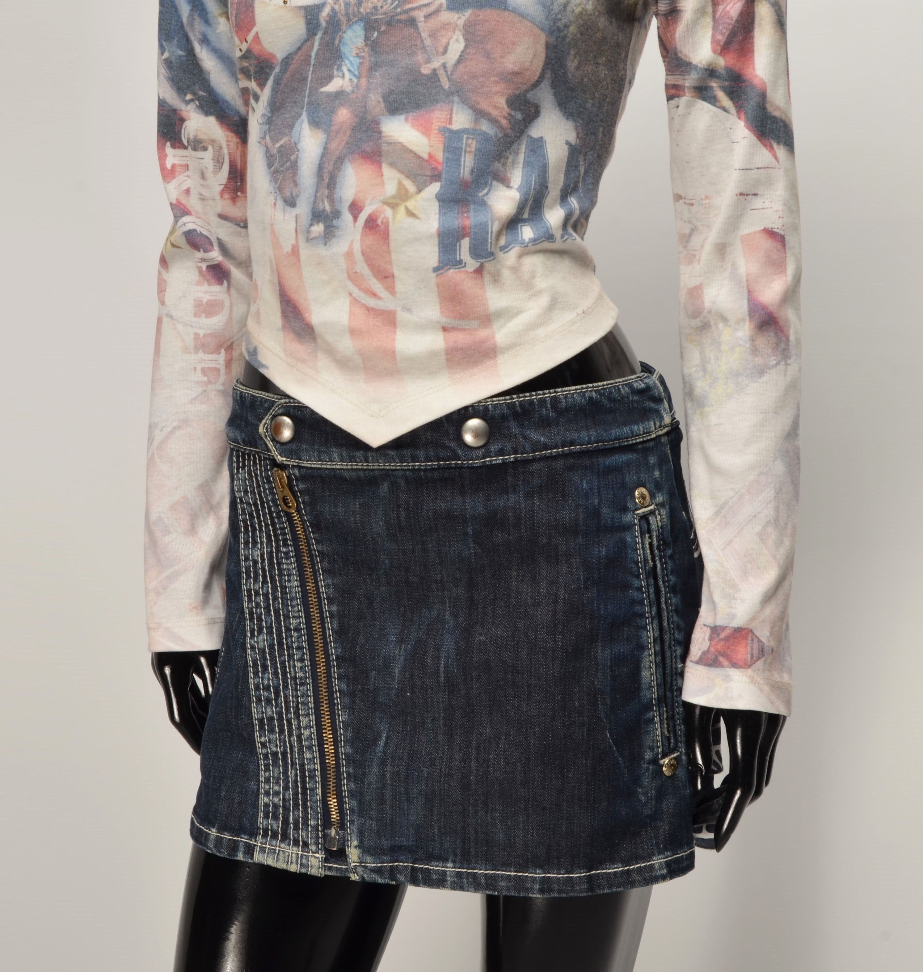Urban Outfitters Urban Outfitters Wild West Rodeo Allover Print Open Back Top Size M / US 6-8 / IT 42-44 - 4 Thumbnail