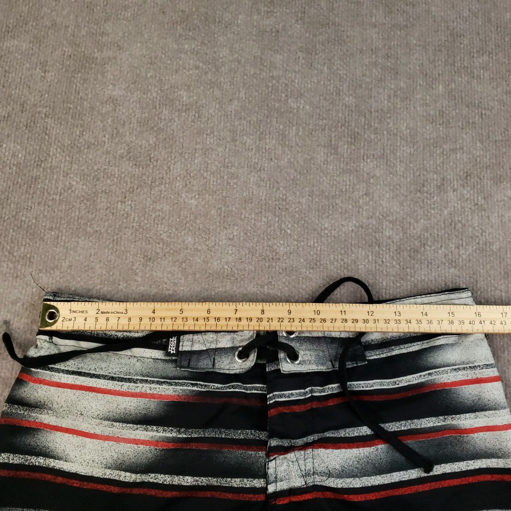 No Fear No Fear Board Shorts Mens M Black Striped Drawstring Lined Beach Size US 31 - 6 Thumbnail