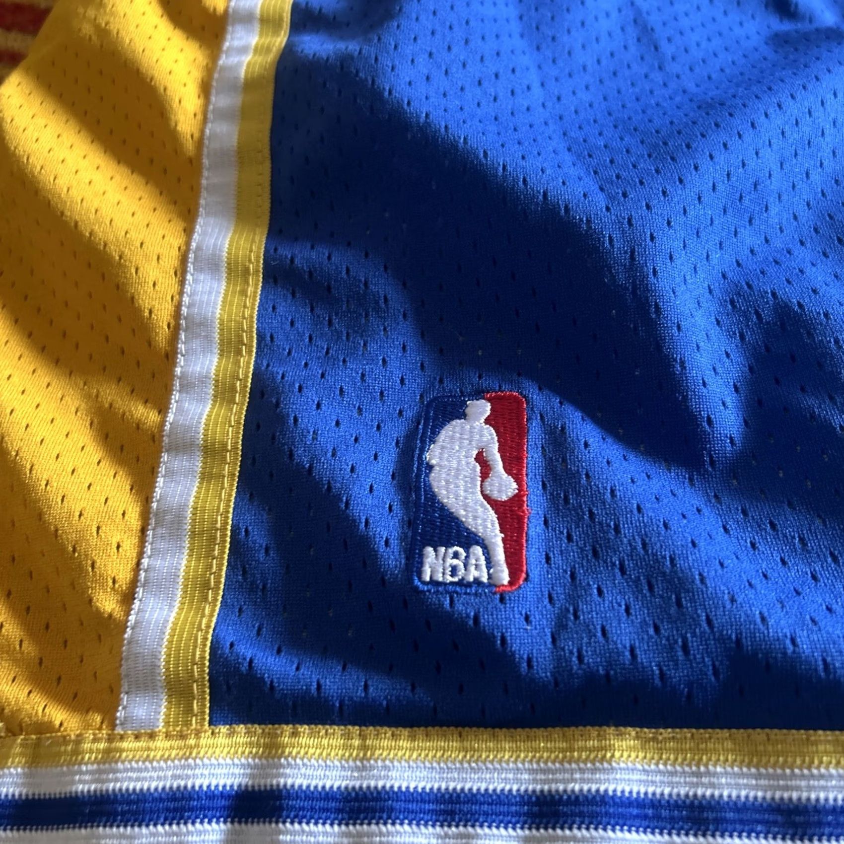 Just Don JUST DON Golden State Warriors Basketball Shorts Men L USA Multicolor Elastic Drawstring Flat Front Casual Regular Size US 33 - 3 Thumbnail