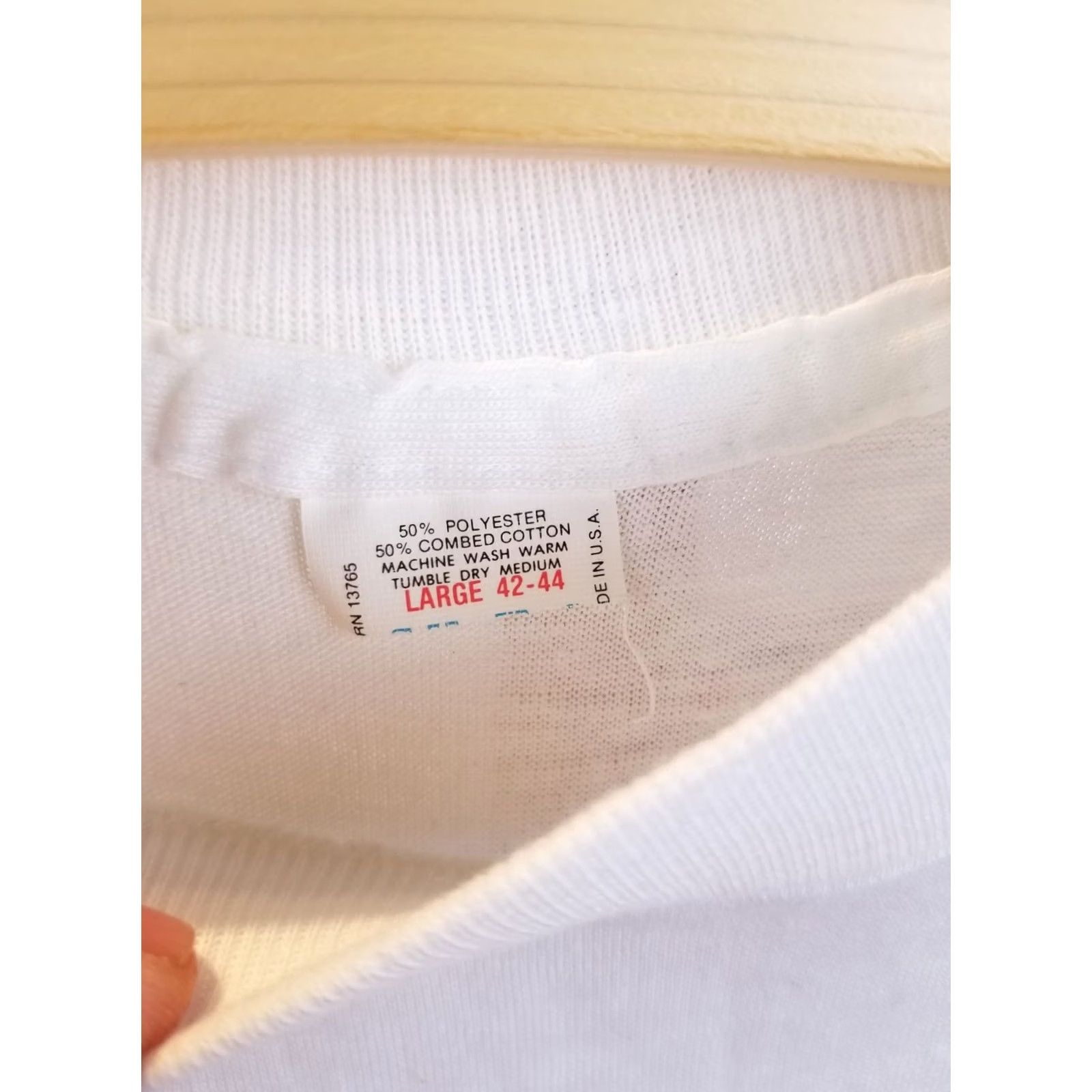 Vintage VINTAGE DEADSTOCK T-SHIRT UNKNOWN 70' SINGLE STITCH LARGE WHITE SOLID MEN'S Size US L / EU 52-54 / 3 - 2 Thumbnail