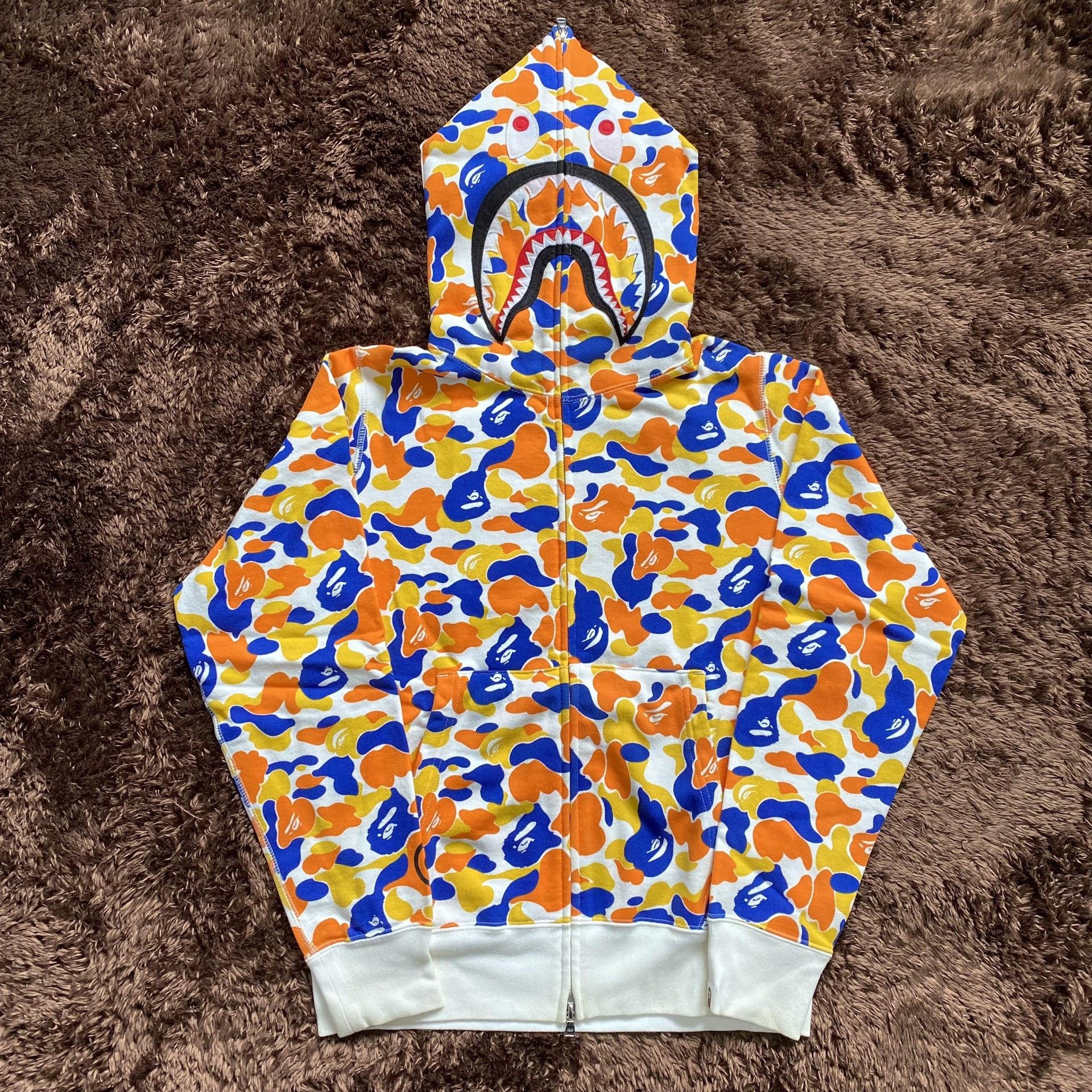 Bape Bape Shark Hoodie s Men Size US S / EU 44-46 / 1 - 1 Thumbnail