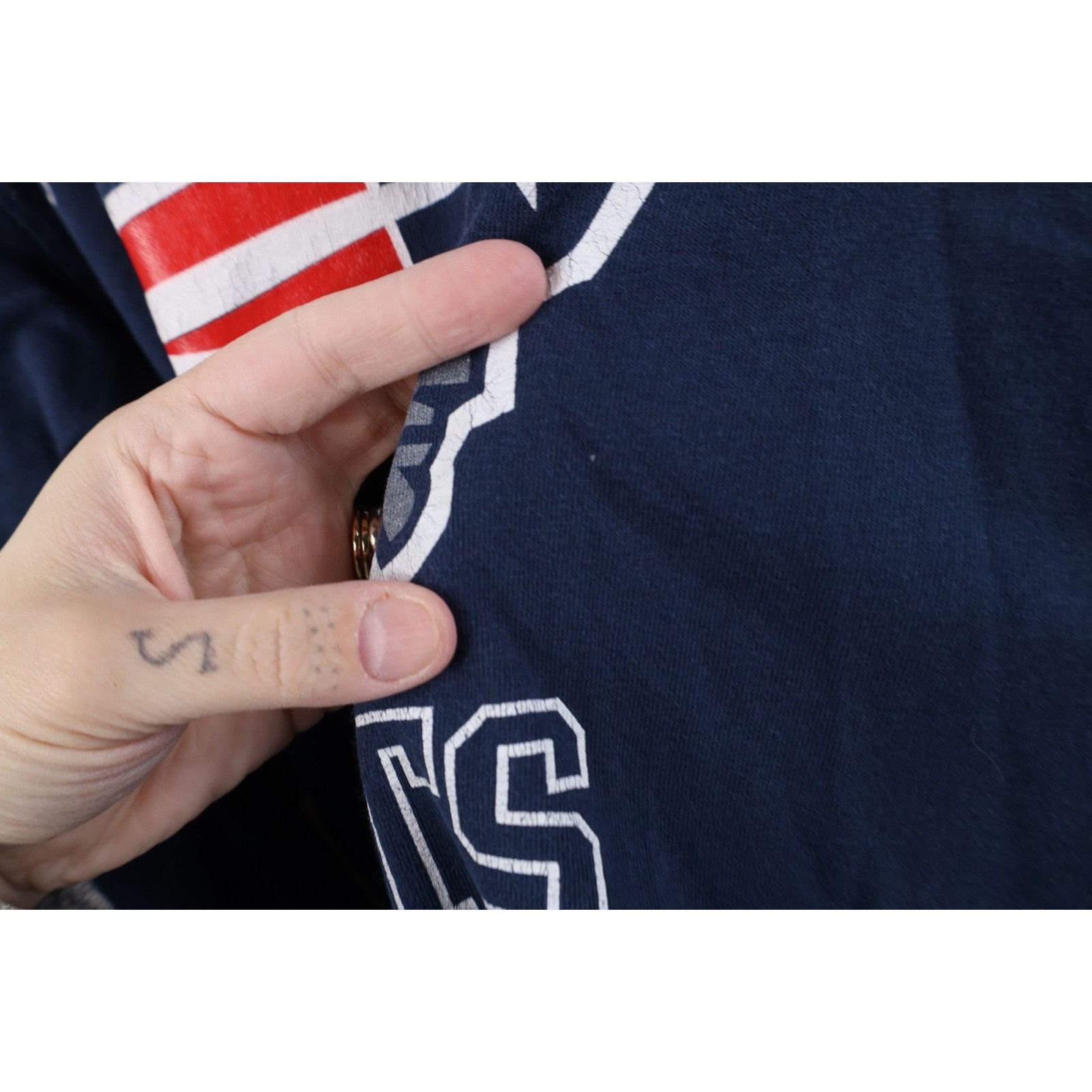 Reebok Vintage Reebok New England Patriots Football T-Shirt Size US XL / EU 56 / 4 - 6 Thumbnail