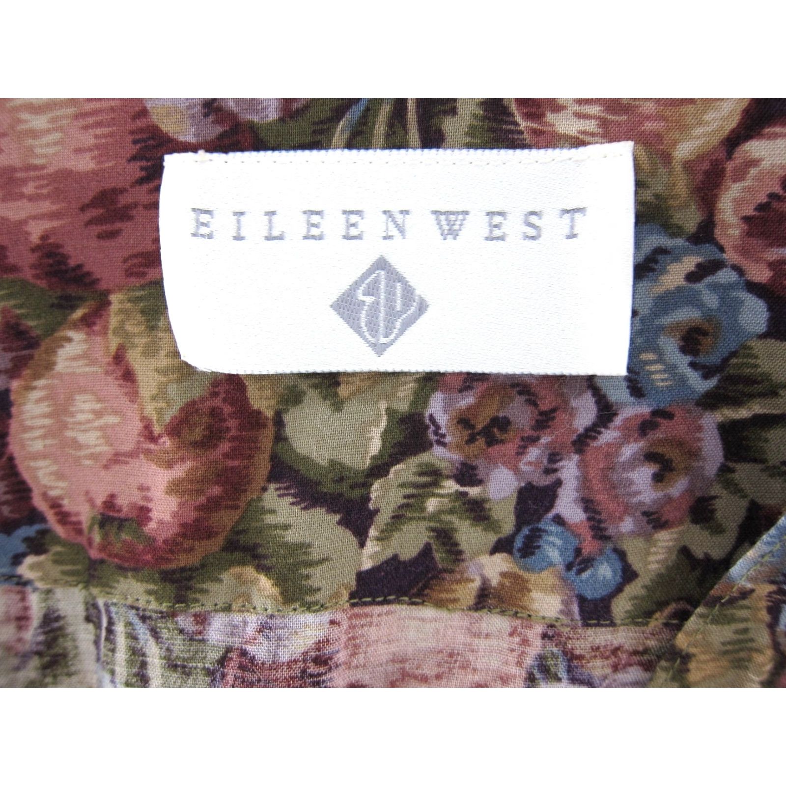 Vintage VINTAGE Eileen West Dress Long Sleeve Midi Pink Floral 10 Vintage Eileen West Rayon Pink Green Blue Floral Long Sleeve Midi Dress 10 Size L / US 10 / IT 46 - 3 Thumbnail