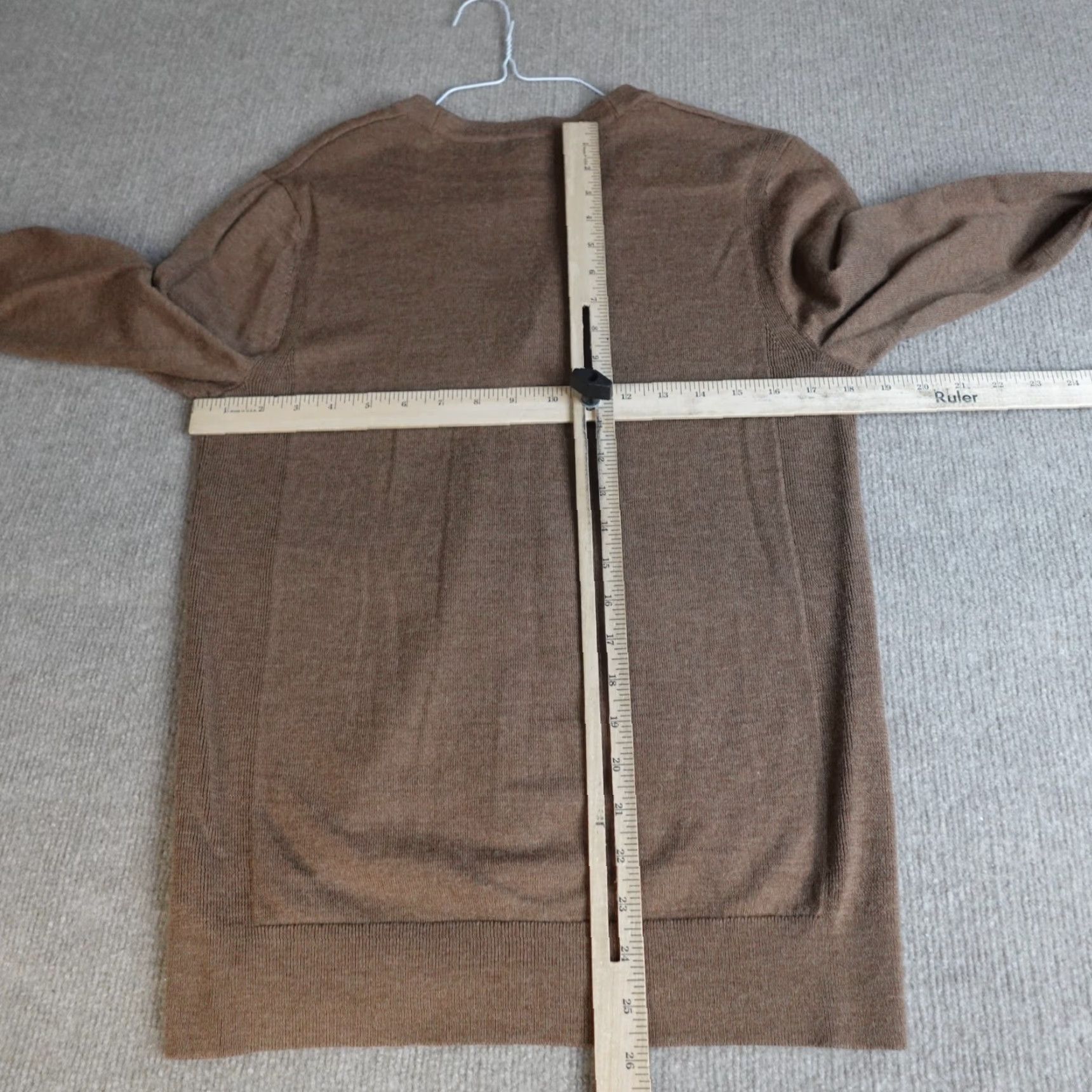 Express VINTAGE Express Cardigan Mens Sweater Express Cardigan Long Sleeve 100% Merino Wool Brown M Brown Mens Size US M / EU 48-50 / 2 - 5 Thumbnail