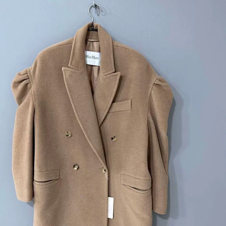 Max Mara Max Mara Brown camel hair lapel double-breasted puff sleev Size M / US 6-8 / IT 42-44 - 2 Thumbnail