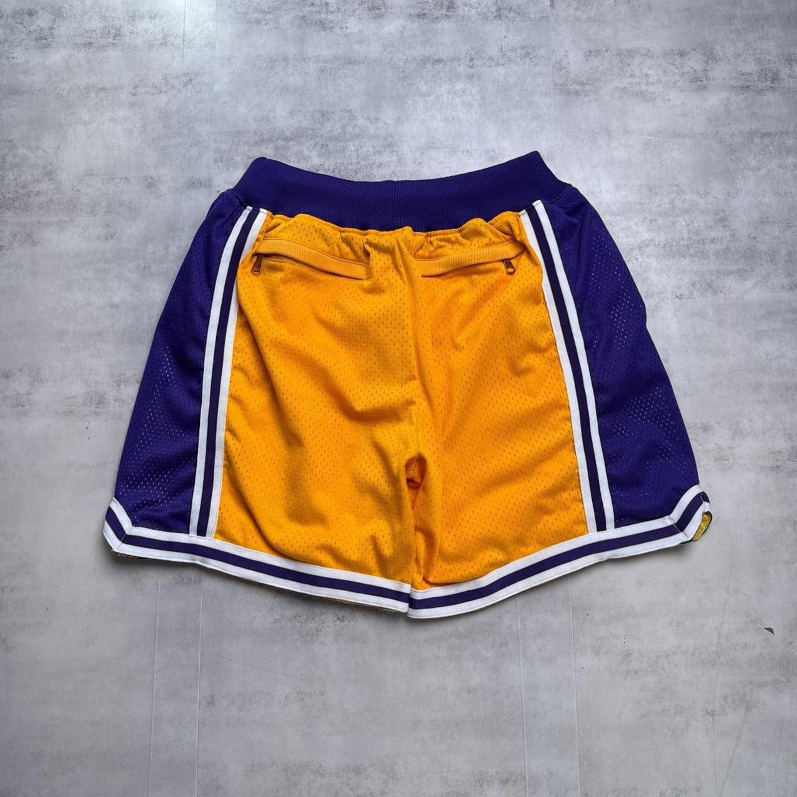 NBA Y2K Phoenix Suns Lakers Yellow Shorts Size US 36 / EU 52 - 2 Thumbnail