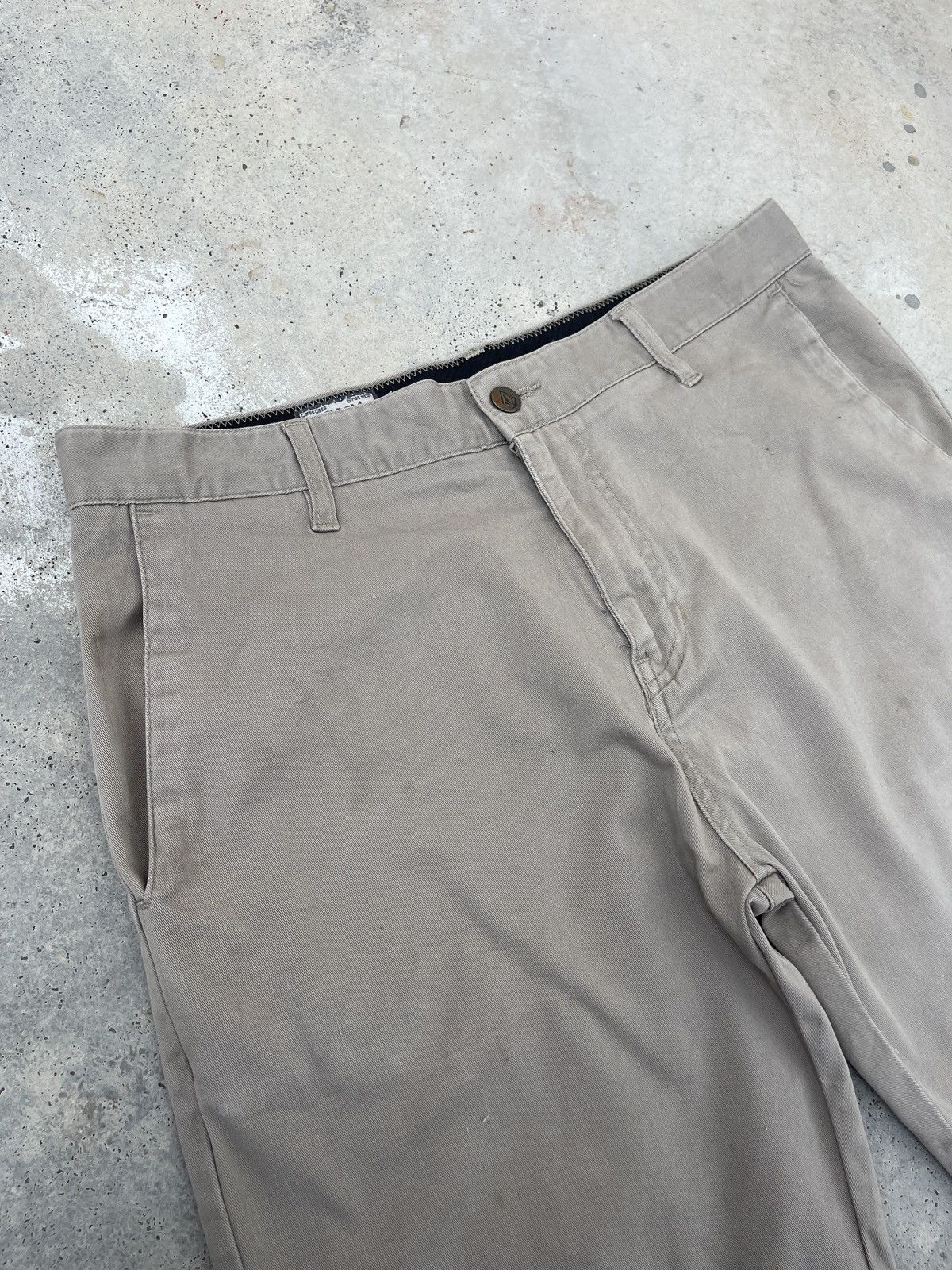 Volcom Vintage Volcom Shorts Pants Size US 33 - 5 Thumbnail