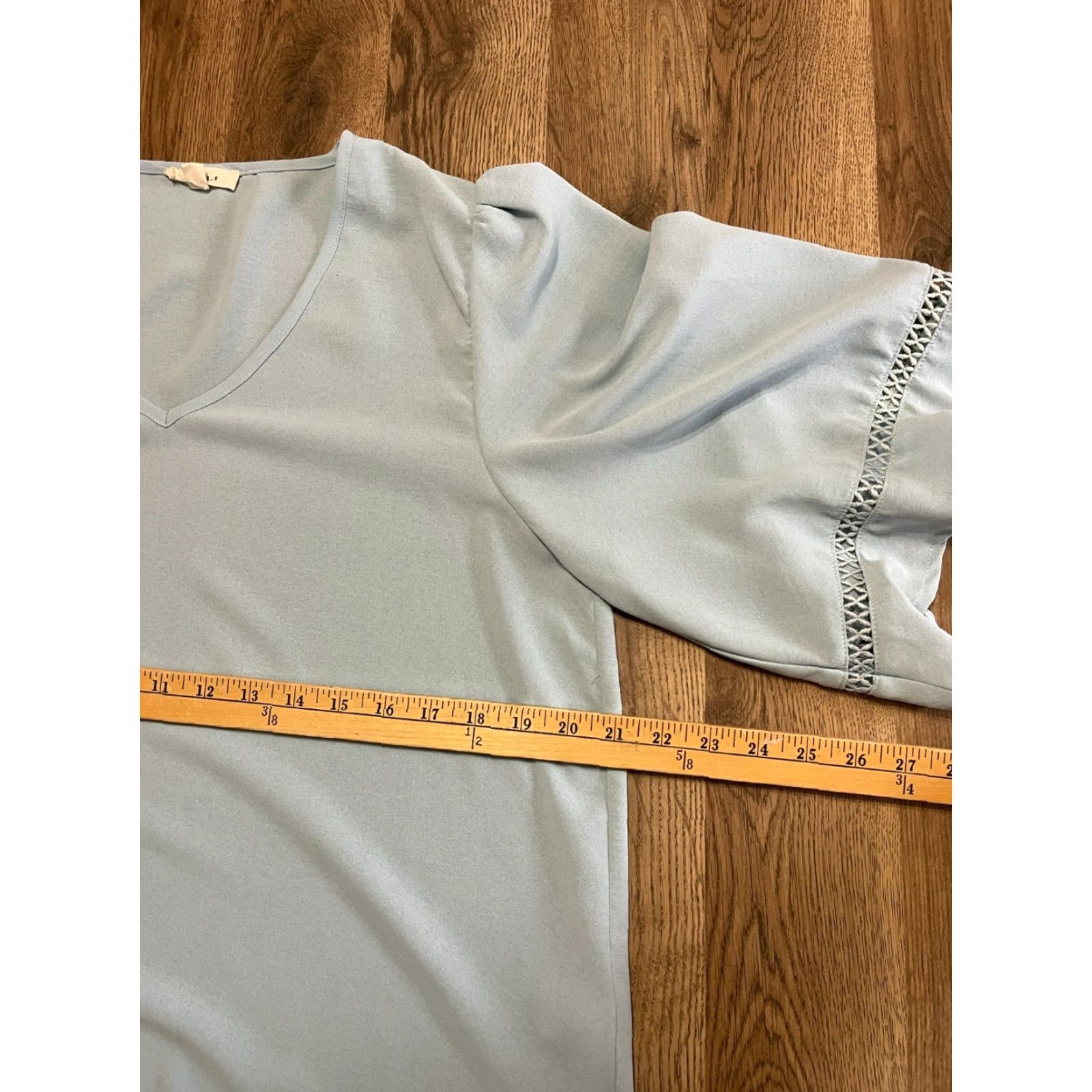 Vintage Gilli Blouse Women's Large Blue V-Neck 3/4 Flared Sleeve Shirt Womens Modern Casual Regular Fit Size L / US 10 / IT 46 - 5 Thumbnail
