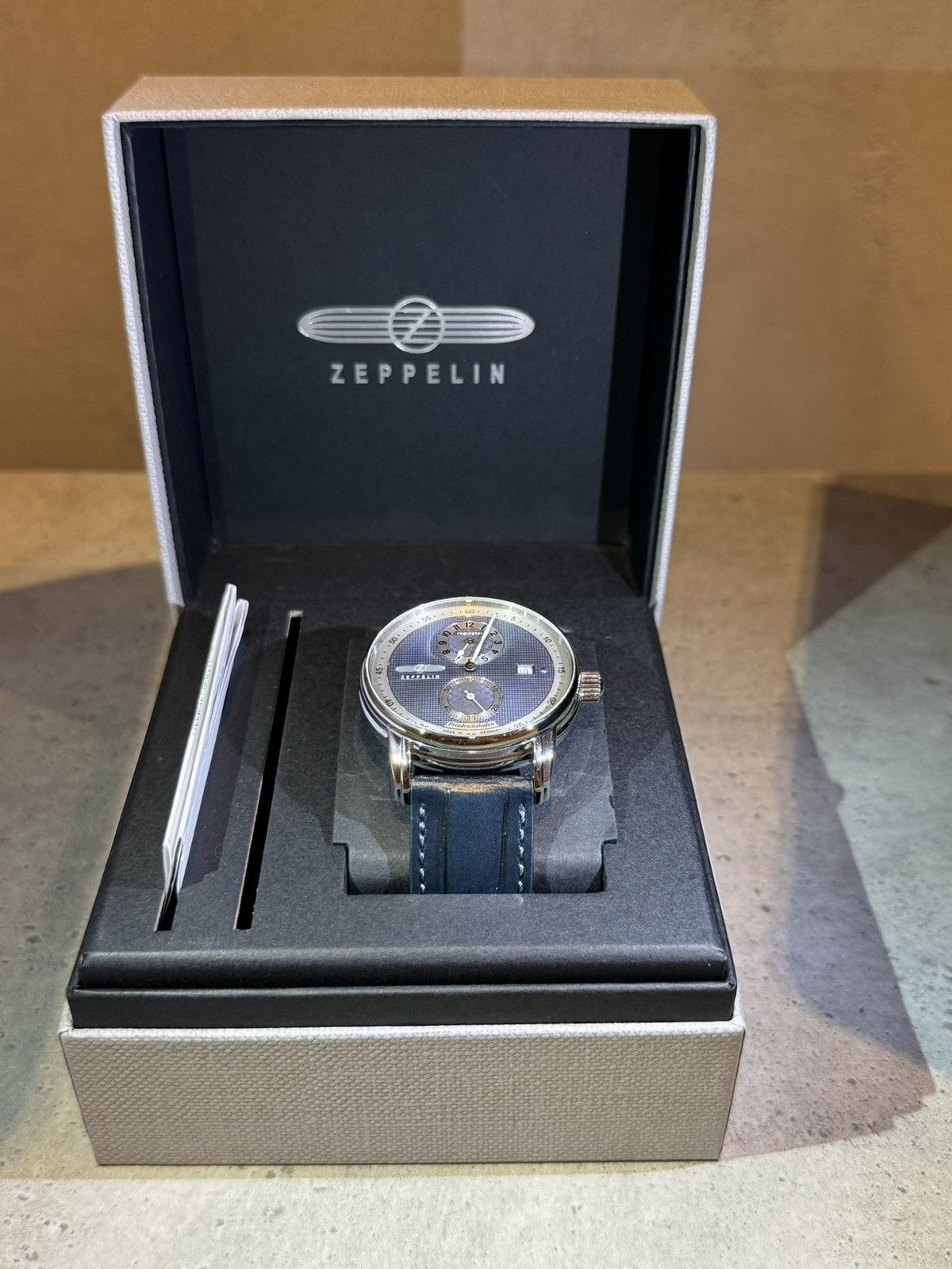 Other Zeppelin Friedrichshafen 85223, 42mm Size 42 - 1 Thumbnail