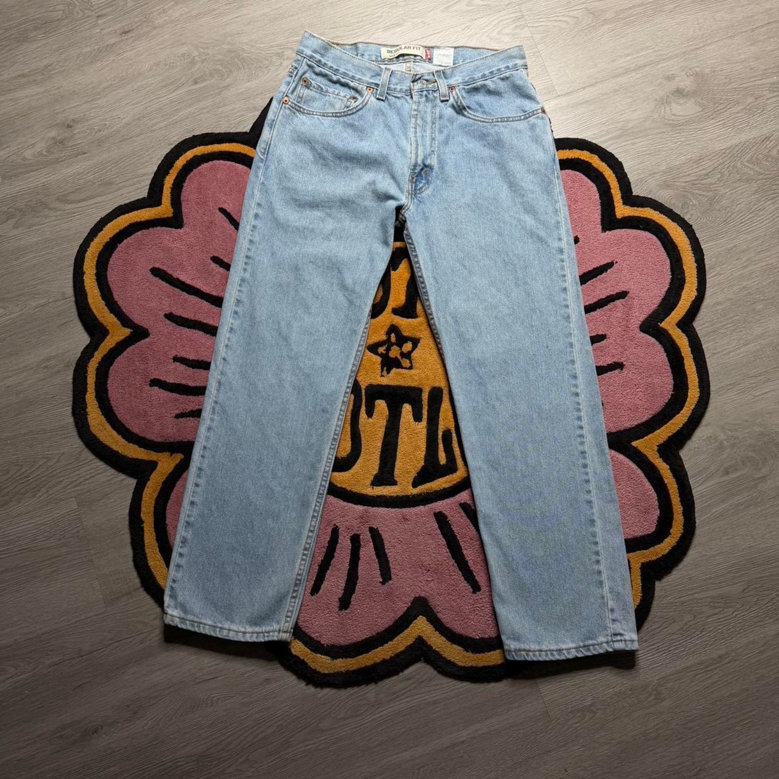 Vintage Y2K Levi’s Strauss 505 Regular Fit Light Wash Jeans