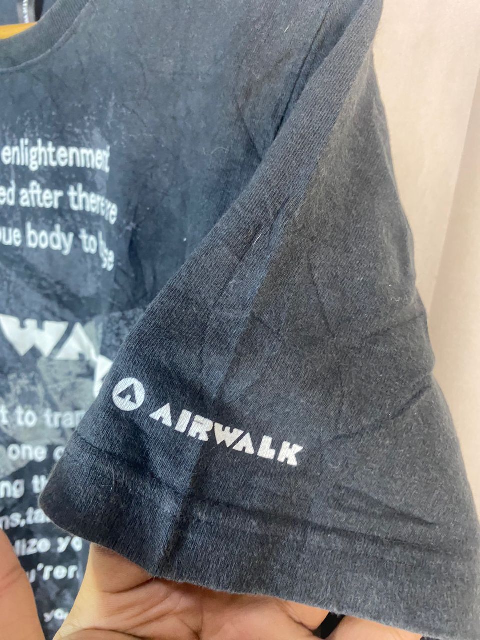 Airwalk Best price 🔥Airwalk spellout Tshirt Size US M / EU 48-50 / 2 - 4 Thumbnail