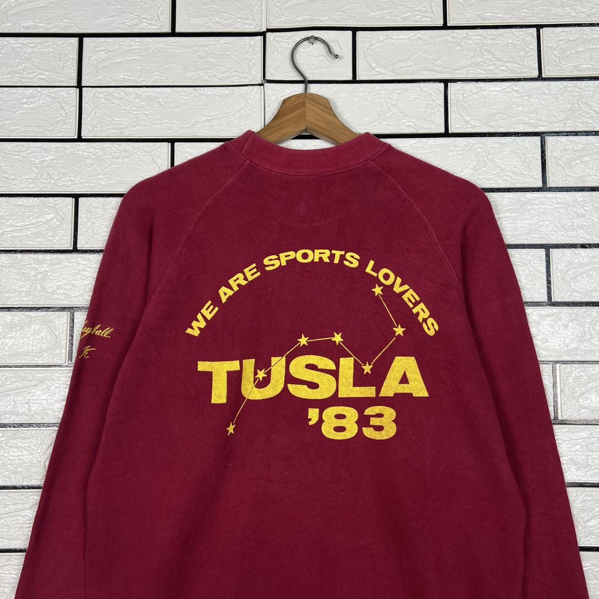 Vintage 1983 TUSLA Big Logo Volleball Crewneck Sweatshirt #4002-C182 Size US S / EU 44-46 / 1 - 2 Thumbnail