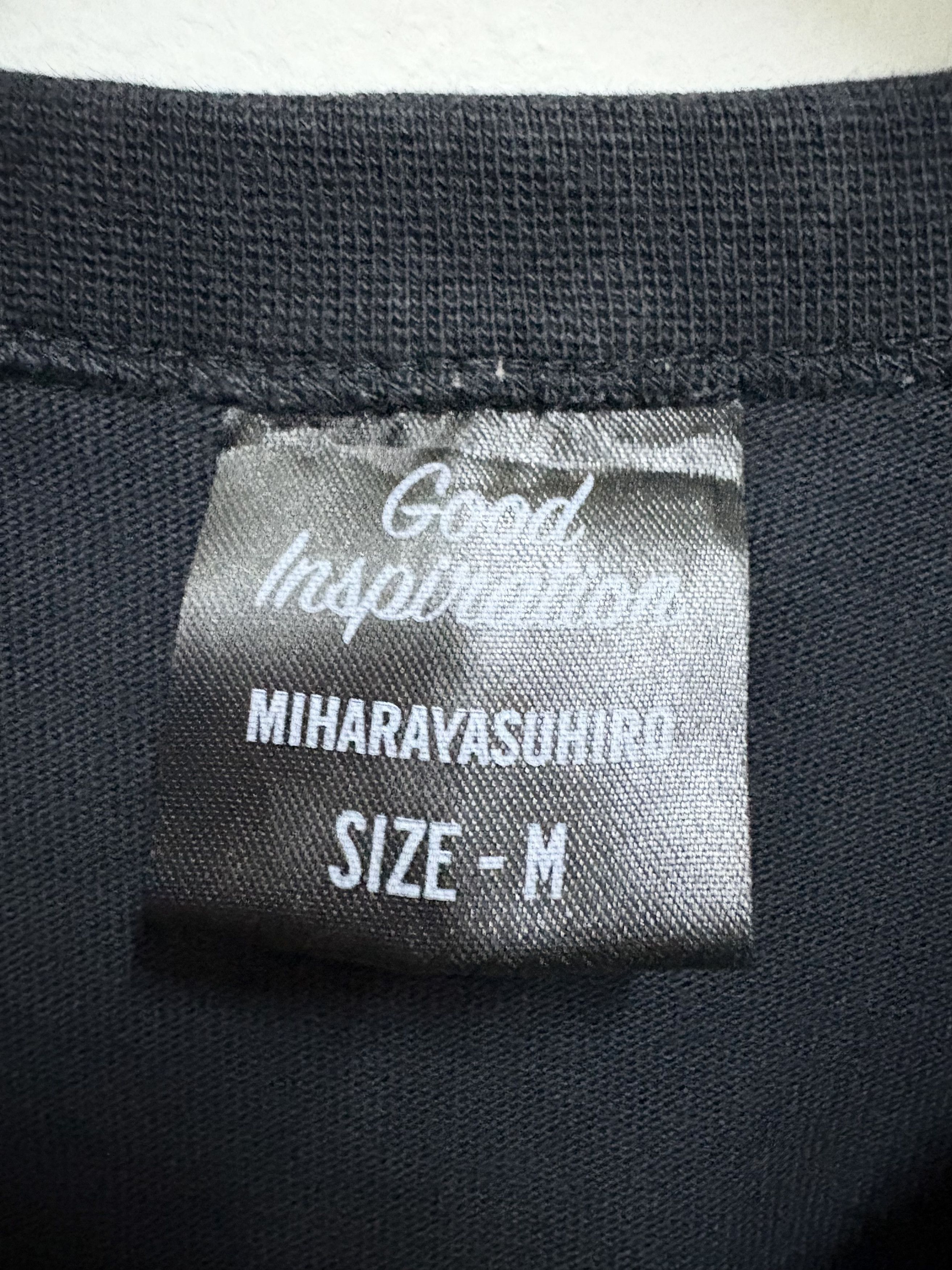 GU × Maison MIHARA YASUHIRO 2000's GU x Maison Miharayasuhiro - Communication T-Shirt Size US M / EU 48-50 / 2 - 10 Thumbnail