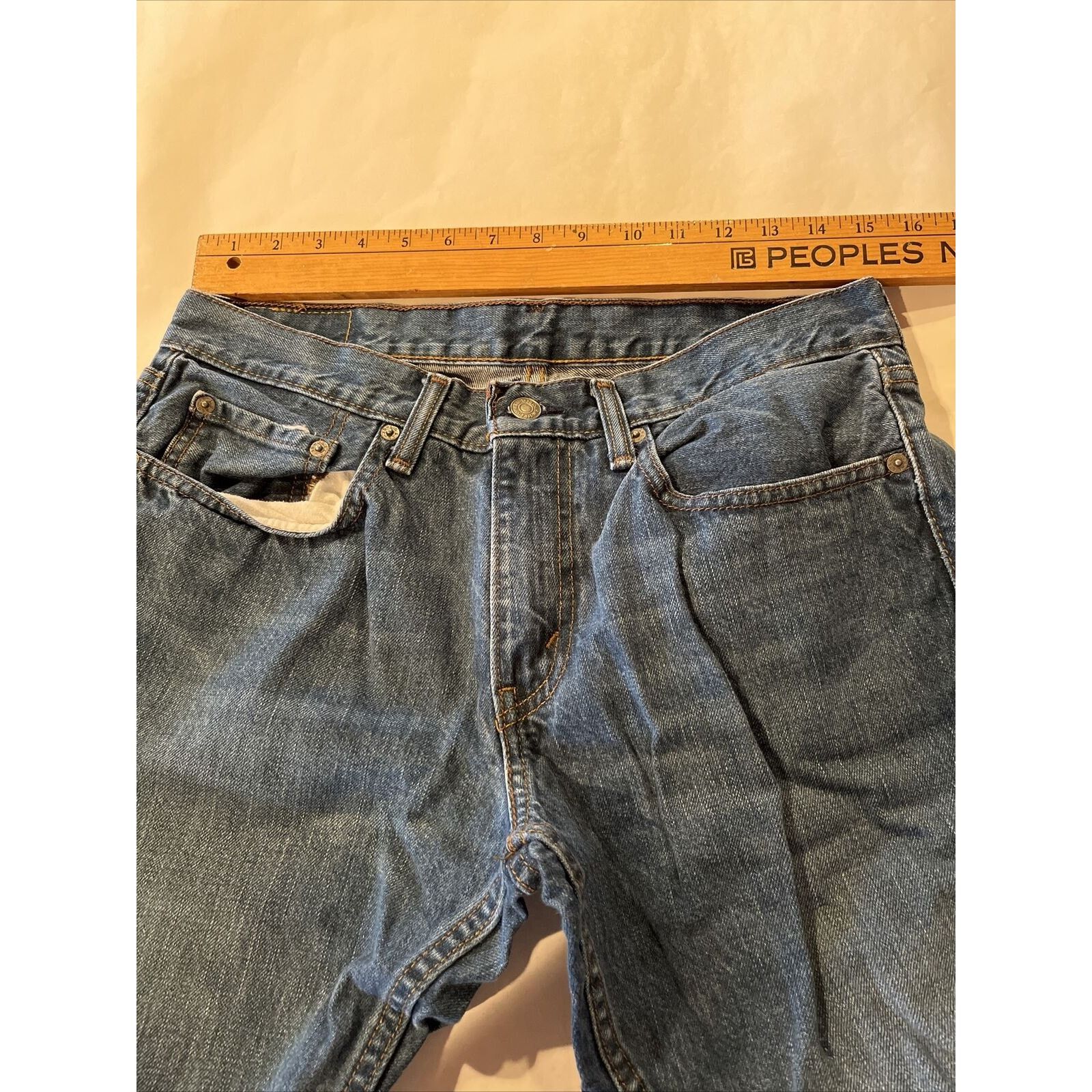 Levi's Levi's 559 Men's 31x31 Medium Wash Straight Leg Blue Denim Size US 31 - 7 Thumbnail