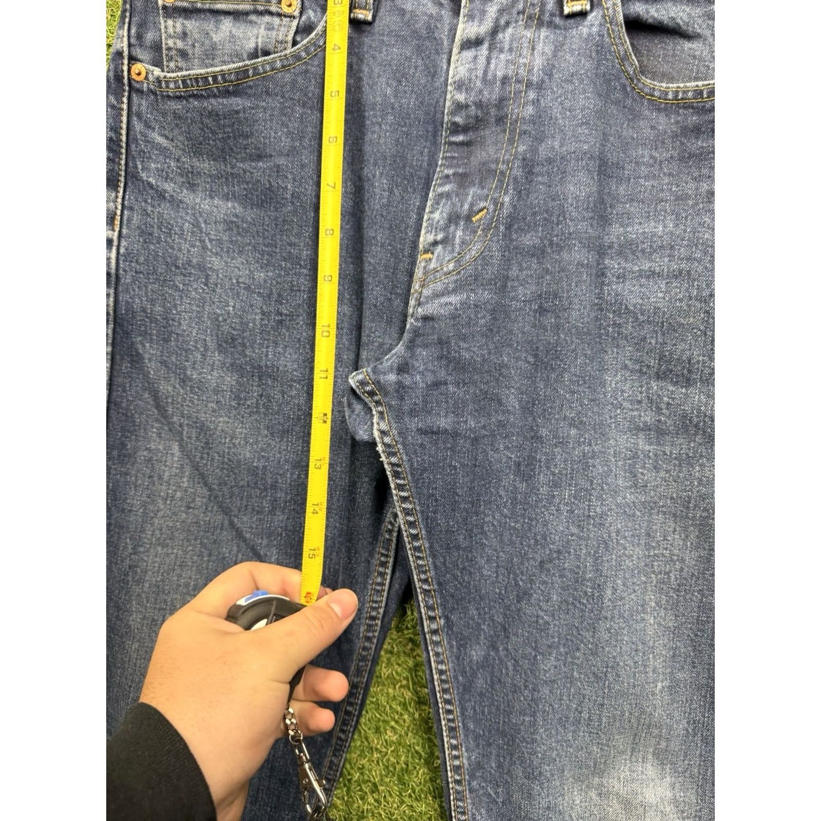 Levi's Levi's 505 Jeans Mens 31x36 Blue Regular Fit Straight Denim Zip Fly Button Closure 2010s Size US 31 - 6 Thumbnail