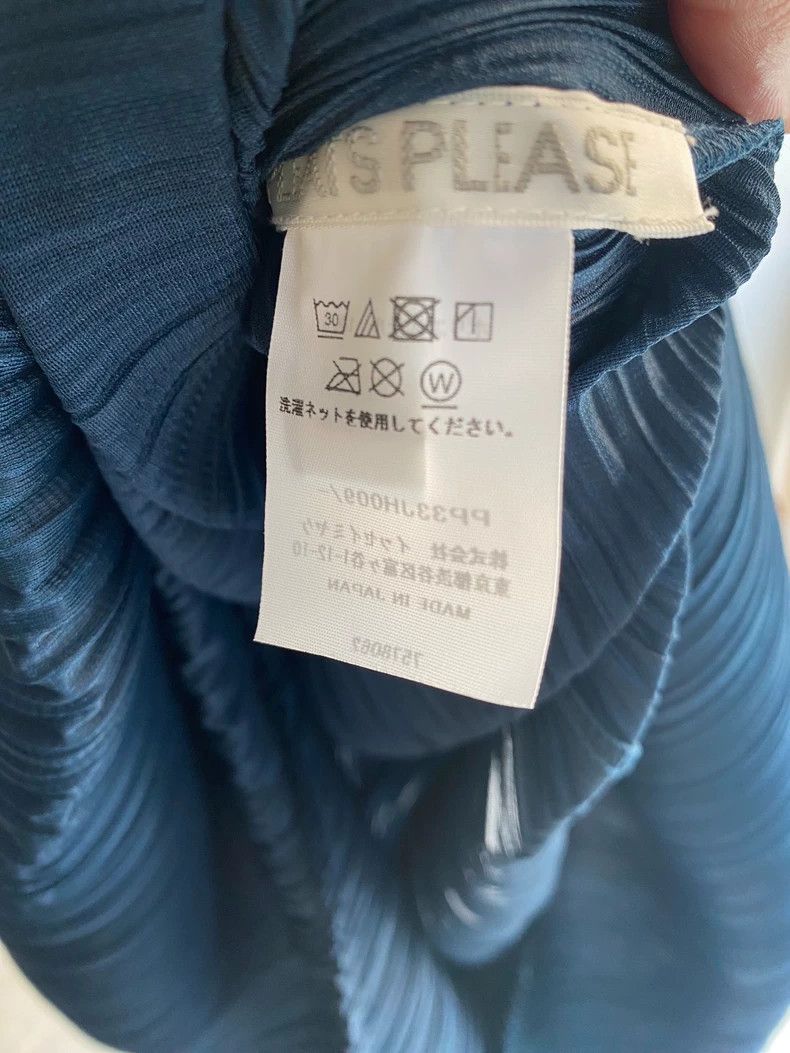 Issey Miyake Issey Miyake size:one size Dark blue pleated dress Size S / US 4 / IT 40 - 3 Thumbnail