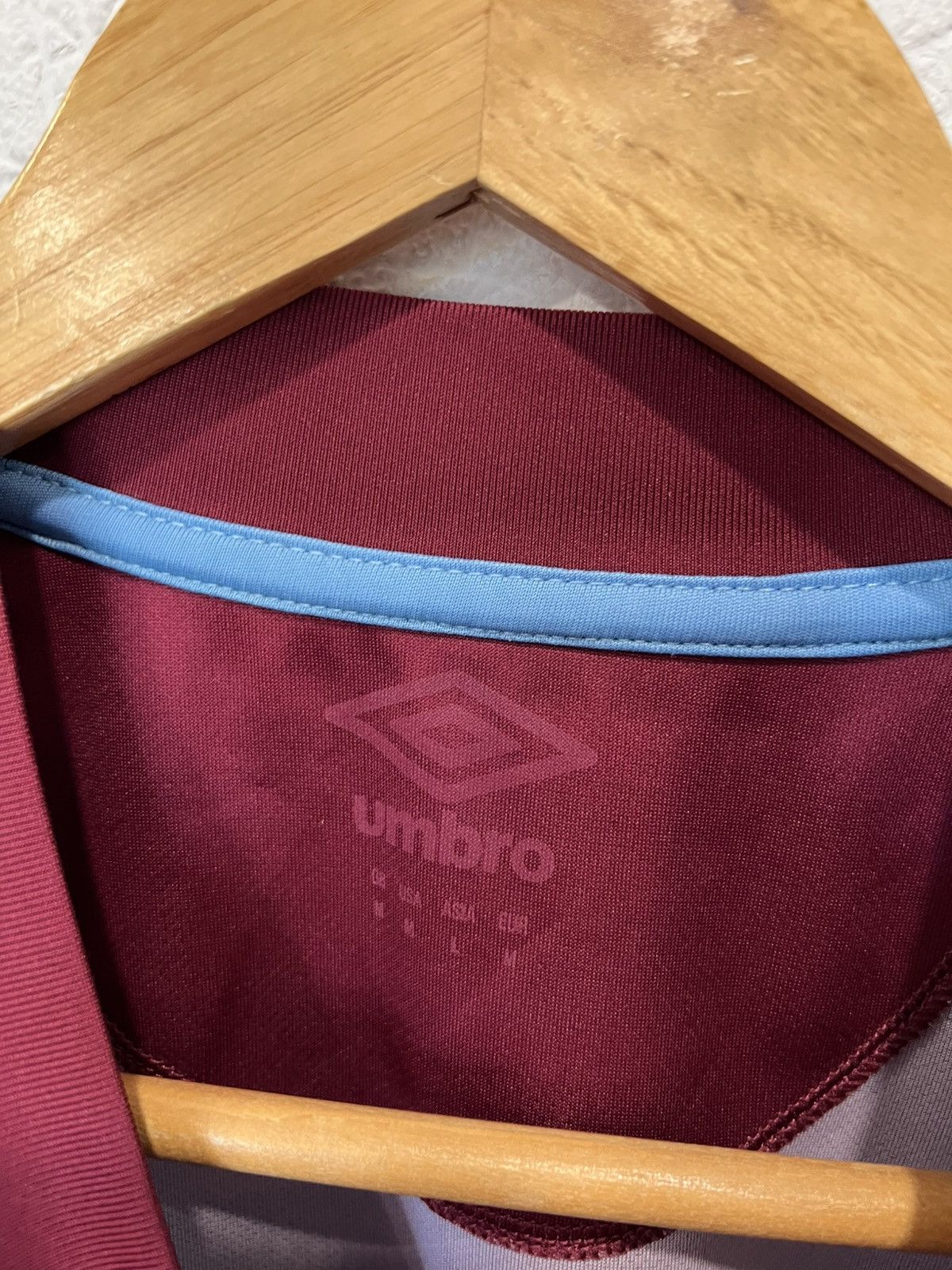 Umbro Umbro Burnley 2022/2023 Home Kit Soccer Jersey Football Size US M / EU 48-50 / 2 - 3 Thumbnail