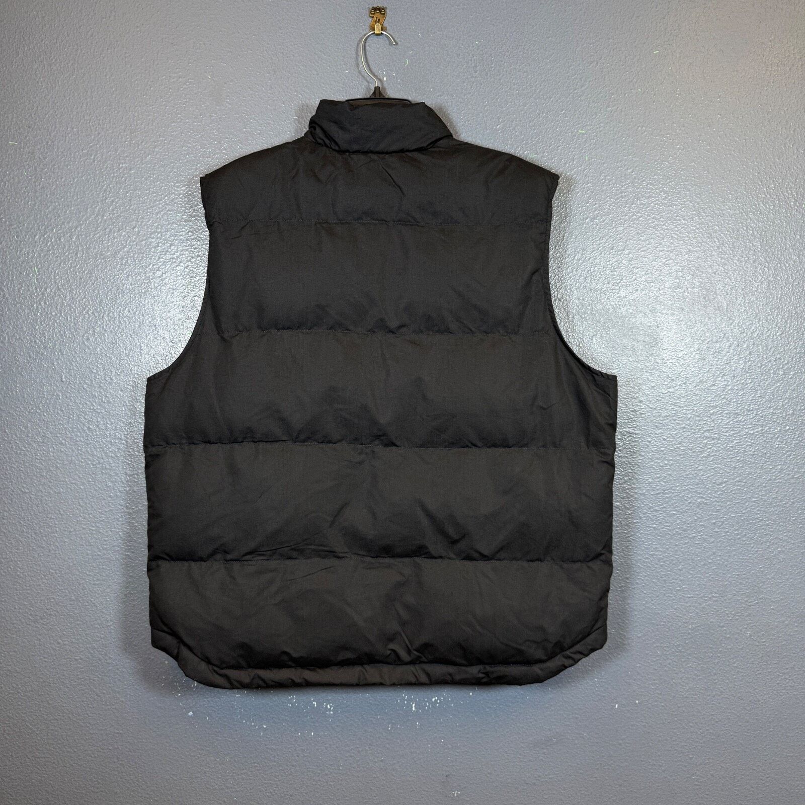 St. Johns Bay St John’s Bay XL men’s black down vest NWT Size US XL / EU 56 / 4 - 4 Thumbnail