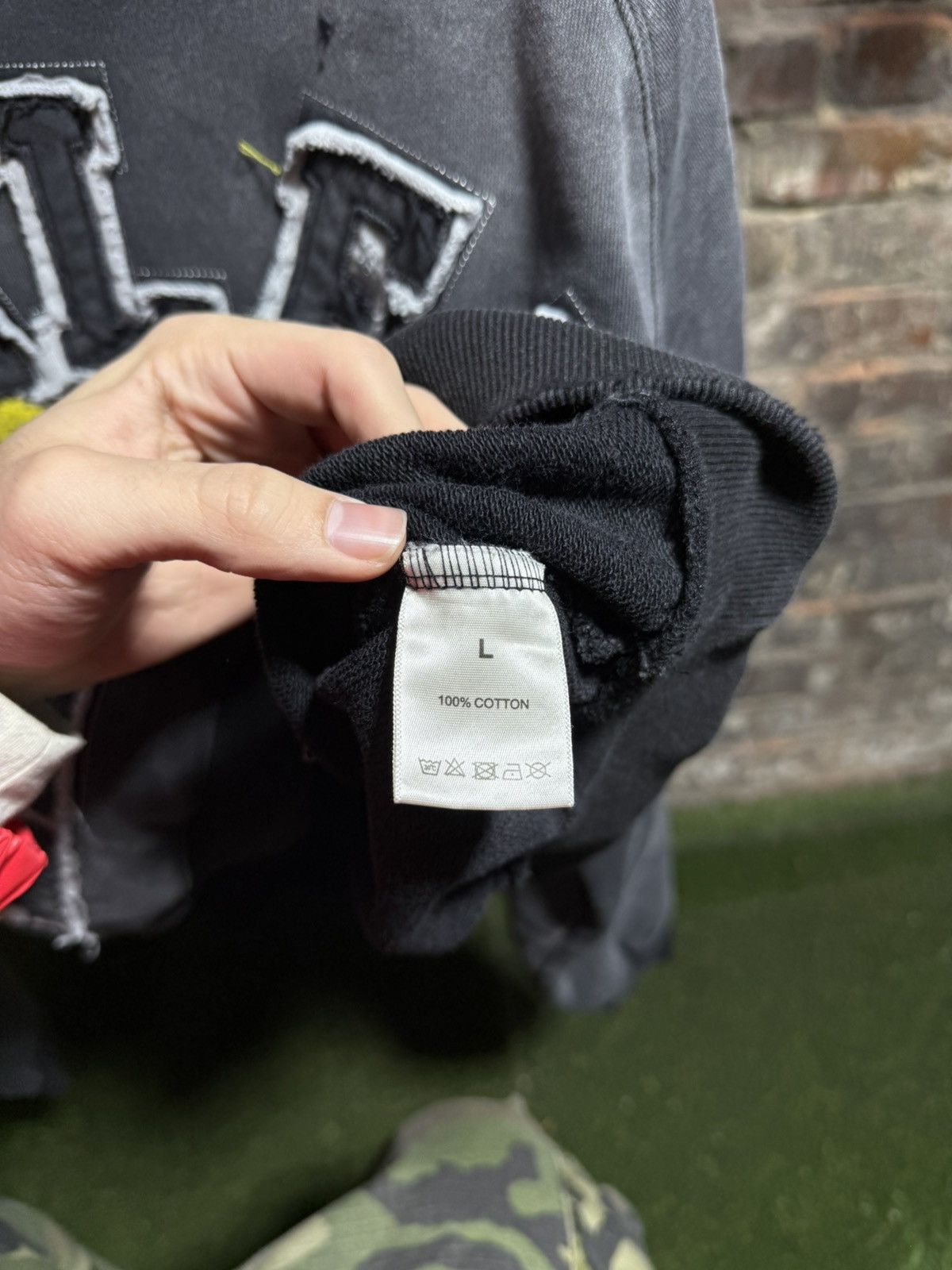 Vale Vale Forever Anthem Hoodie Black/White Sz. L Size US L / EU 52-54 / 3 - 4 Thumbnail