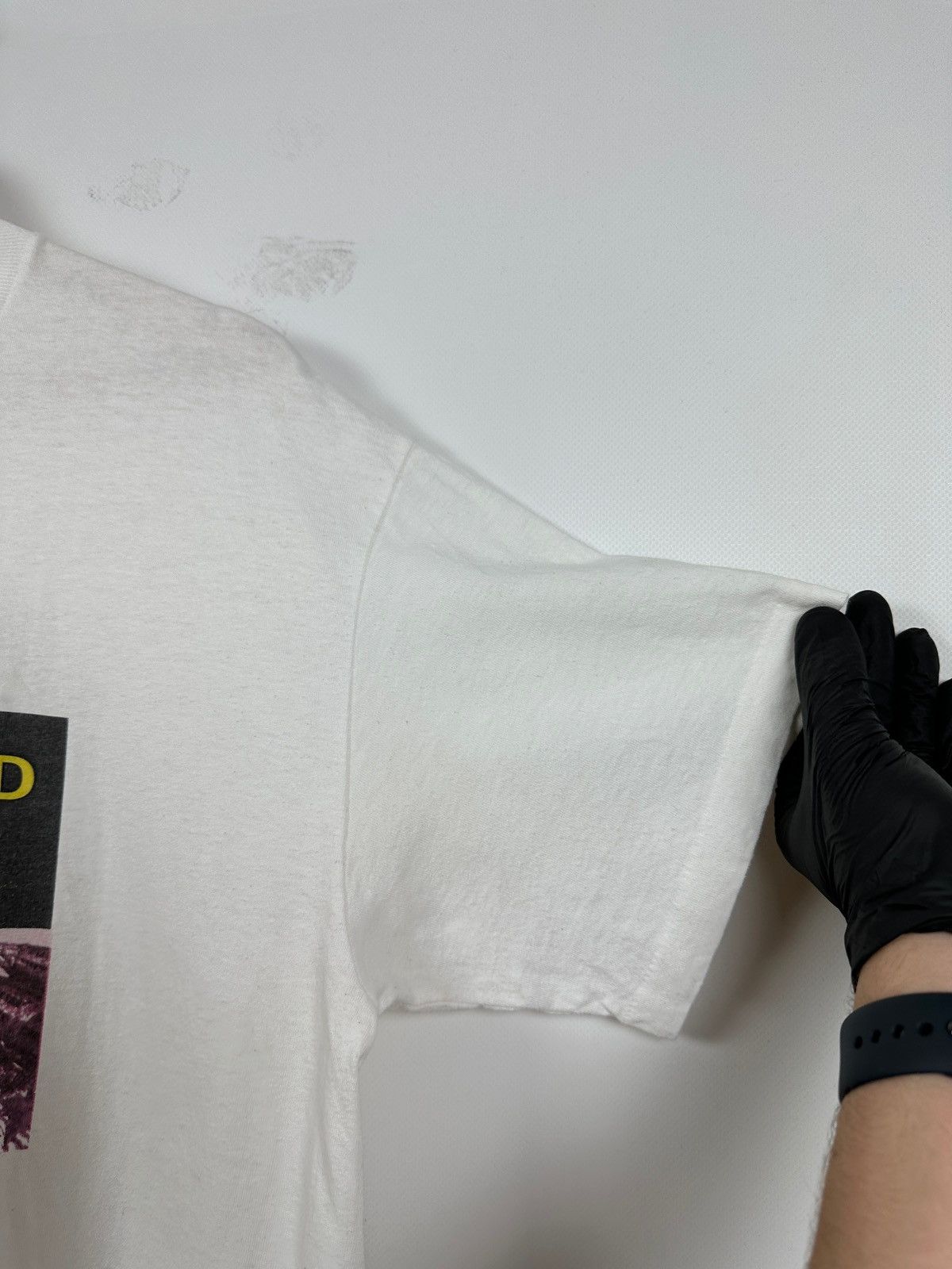 Vintage 1995 Vintage Pfizer OCD Single Stitch White T-Shirt Size US L / EU 52-54 / 3 - 14 Thumbnail