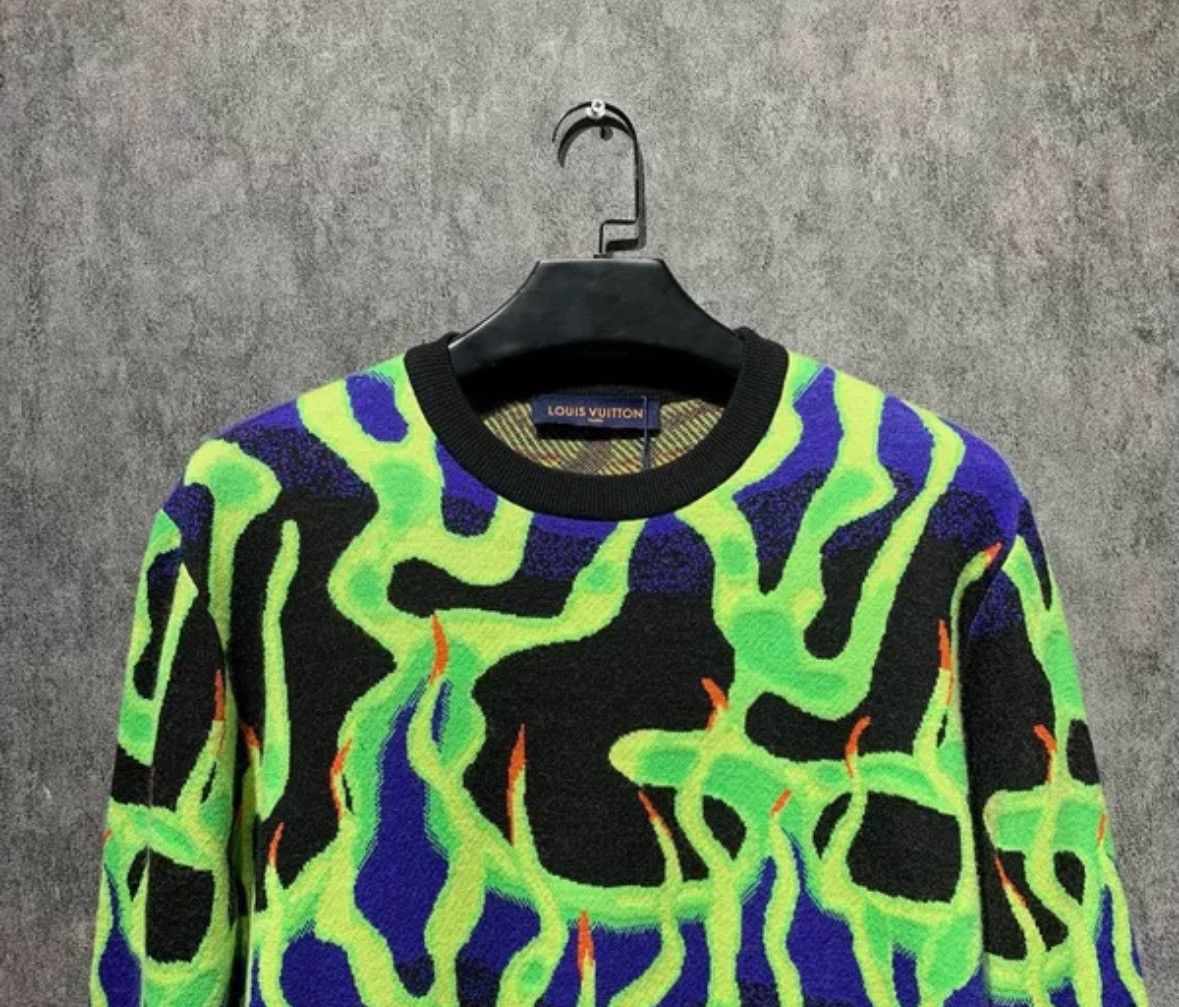 Louis Vuitton LOUIS VUITTON Flame knitted sweater2412-Nextarrow Size US M / EU 48-50 / 2 - 5 Thumbnail