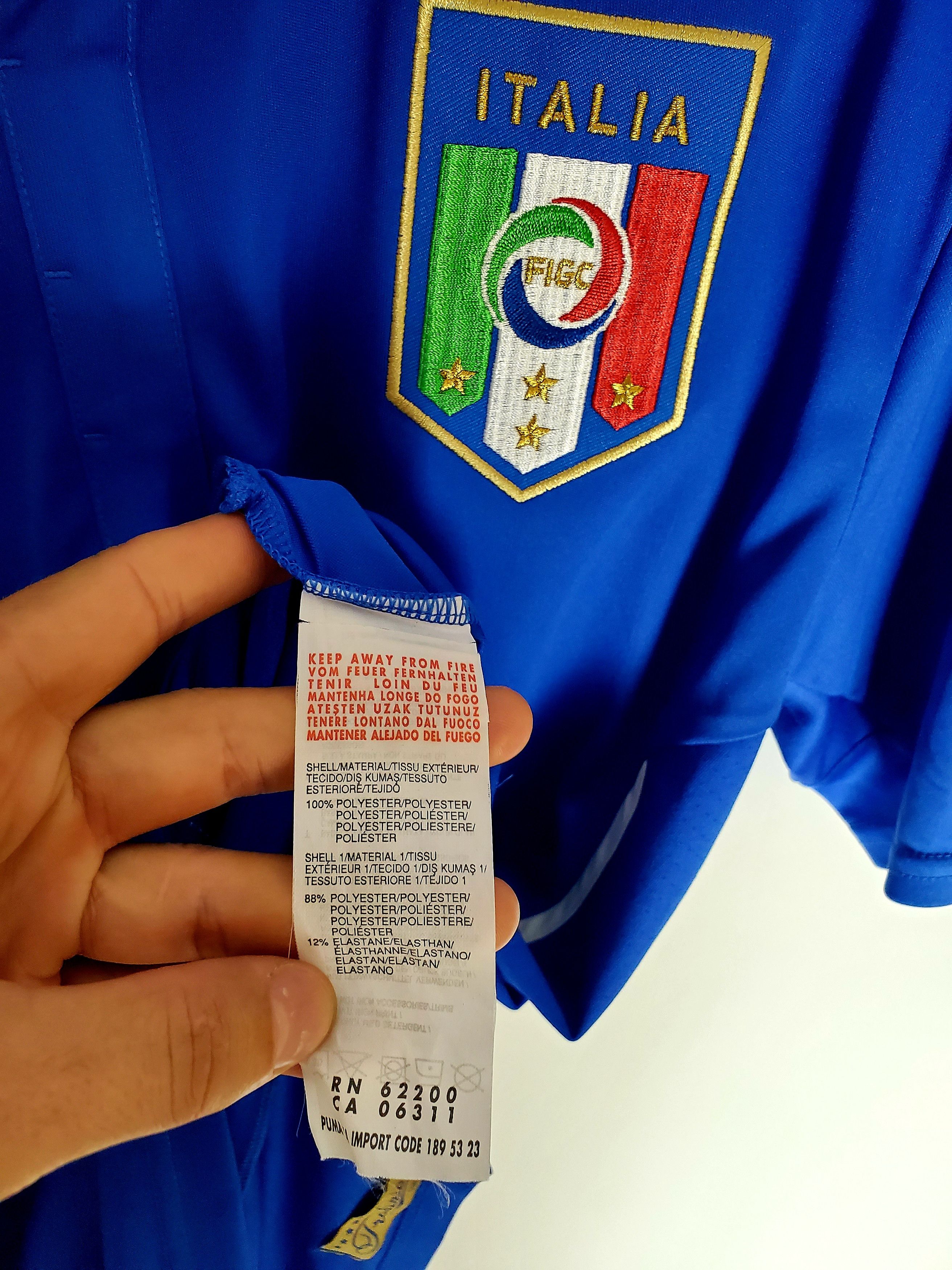 Puma Authentic Andrea Pirlo Italy 2014 World Cup Jersey perfect Size US L / EU 52-54 / 3 - 8 Thumbnail