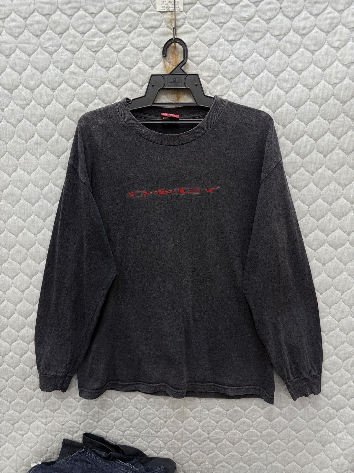 Oakley 🔥🔥🔥ARCHIVE STEALS VTG OAKLEY LONGSLEEVE Size US L / EU 52-54 / 3 - 1 Thumbnail