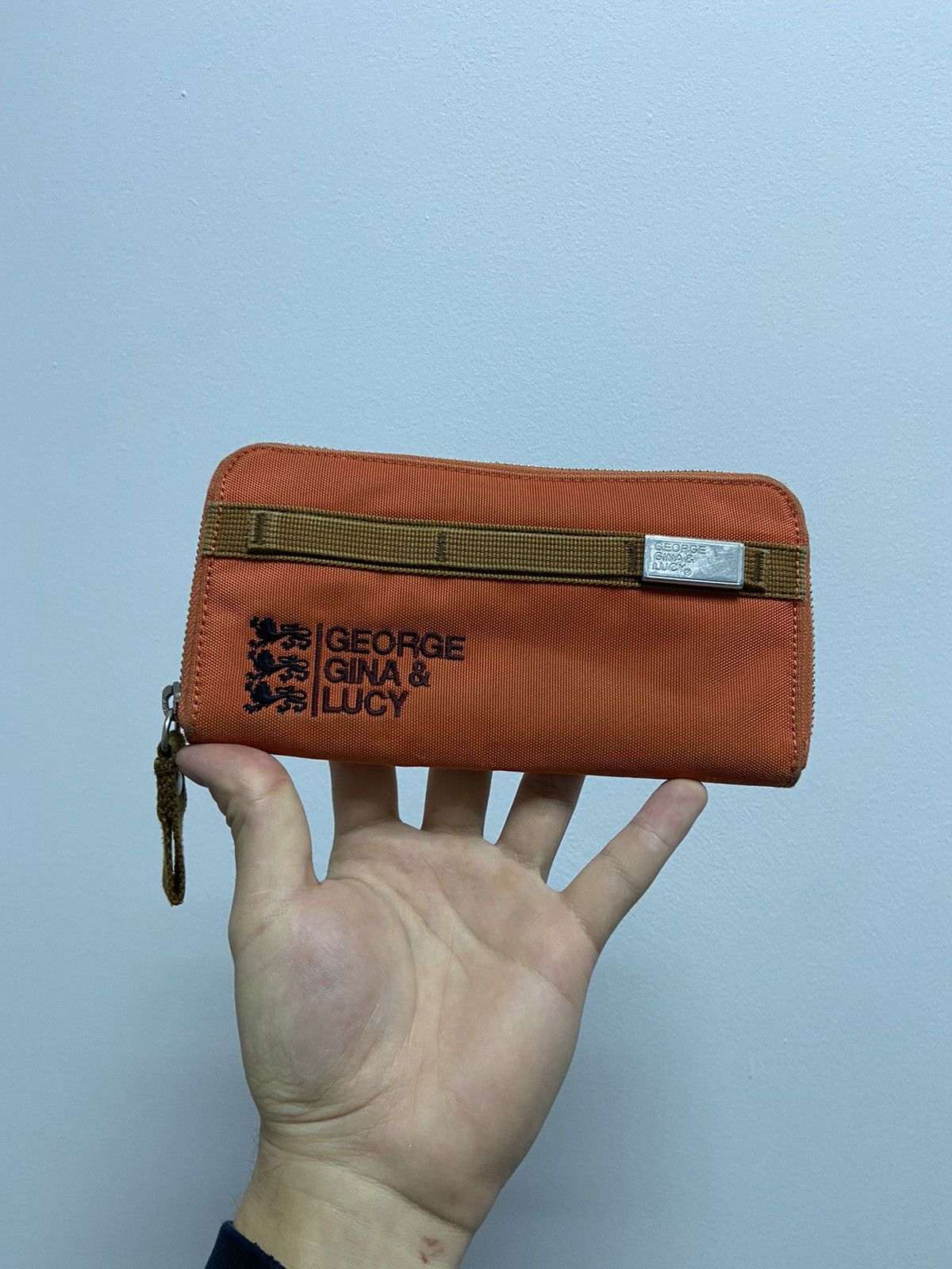 Japanese Brand × Vintage George Gina & Lucy Vintage Wallet Small Logo Iron Size ONE SIZE - 1 Thumbnail