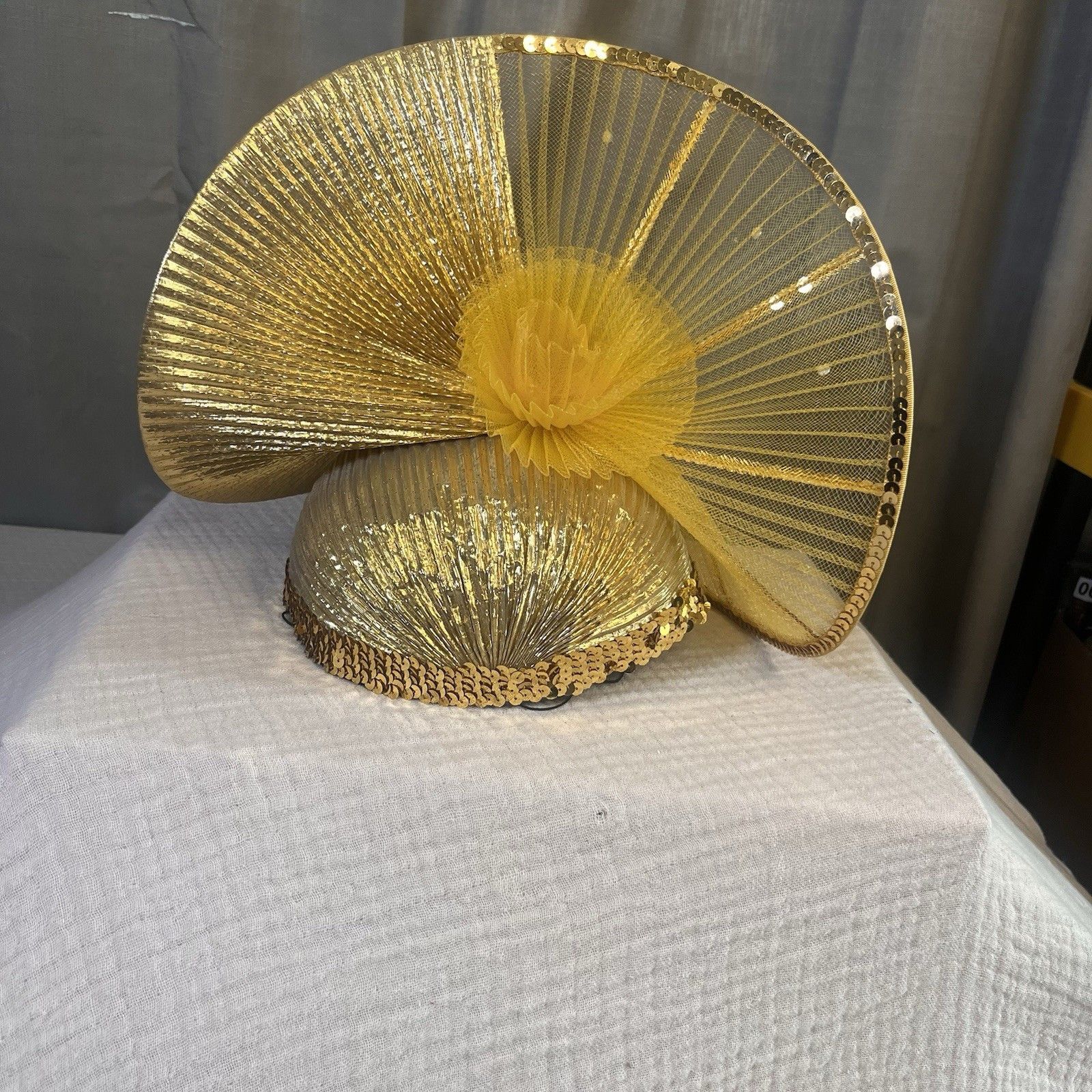 Other Ms. Hi's classic gold lame Kentucky Derby Hat Size ONE SIZE - 1 Thumbnail