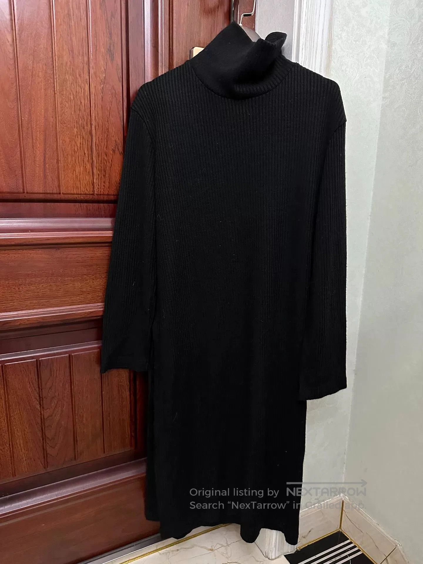 NOCTURNE Nocturne#22 High Neck Knit Sweater. Size M / US 6-8 / IT 42-44 - 1 Thumbnail