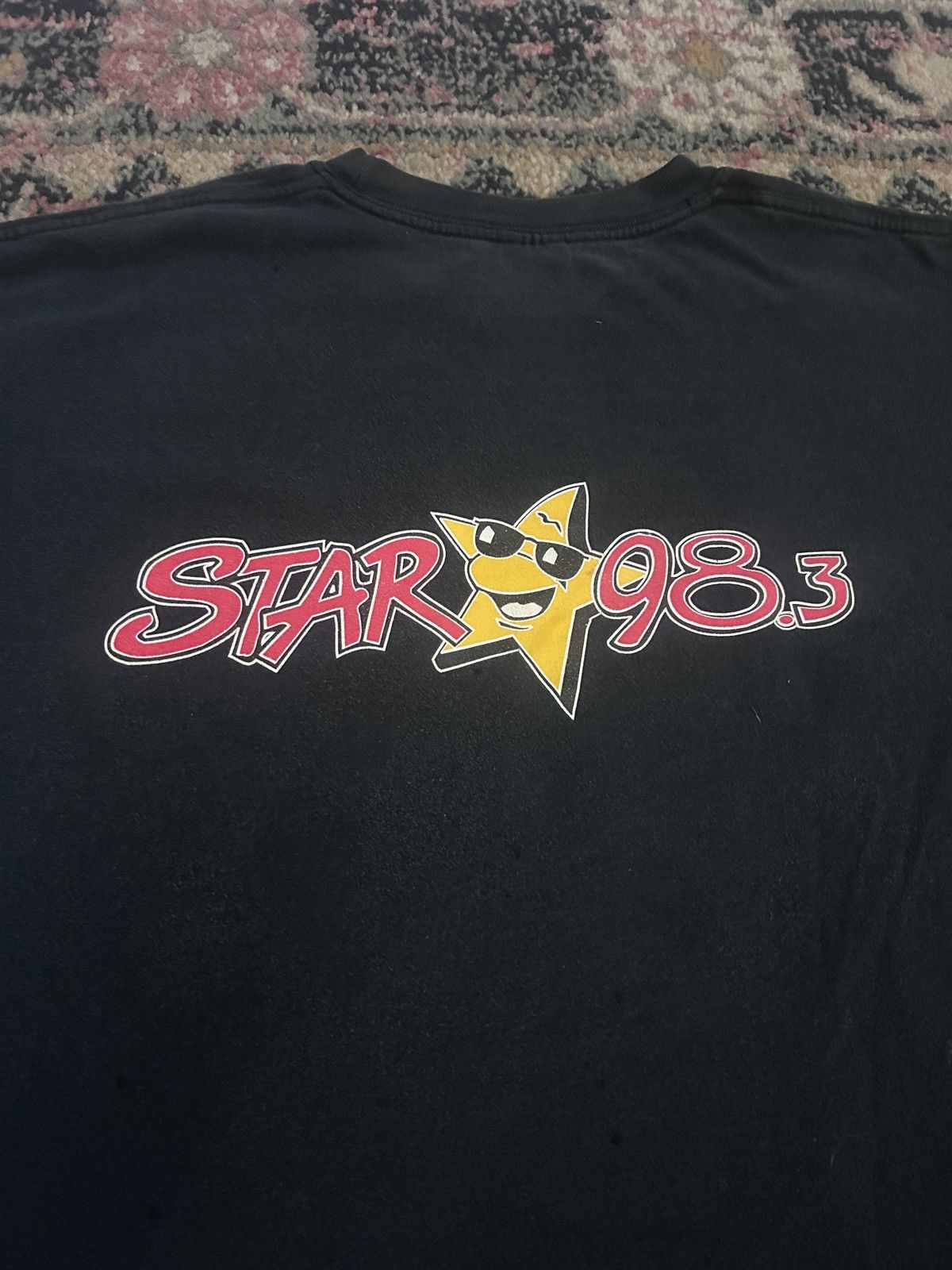 Vintage Vintage 90s Star 98.3 FM Radio Station T-Shirt Size XL Size US XL / EU 56 / 4 - 6 Thumbnail