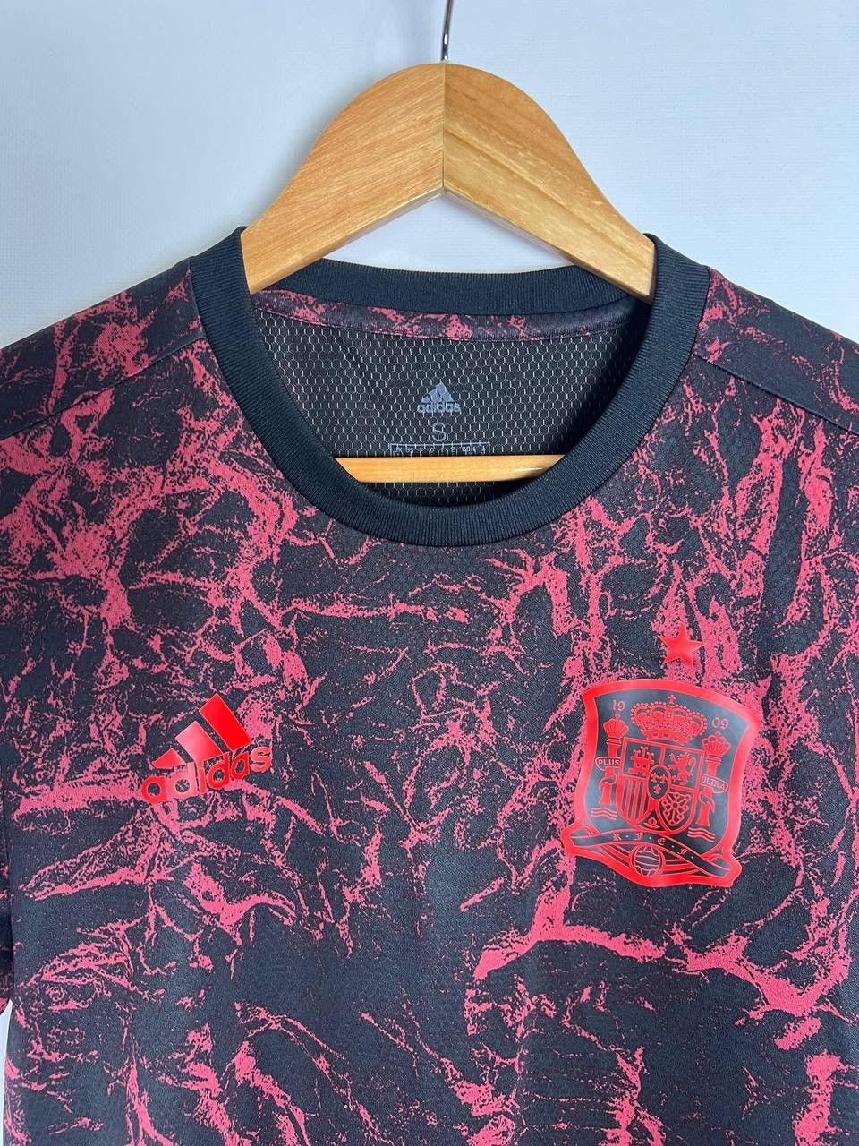 Adidas Blokecore Adidas SPAIN 2020 SHIRT SOCCER JERSEY Size US S / EU 44-46 / 1 - 4 Thumbnail