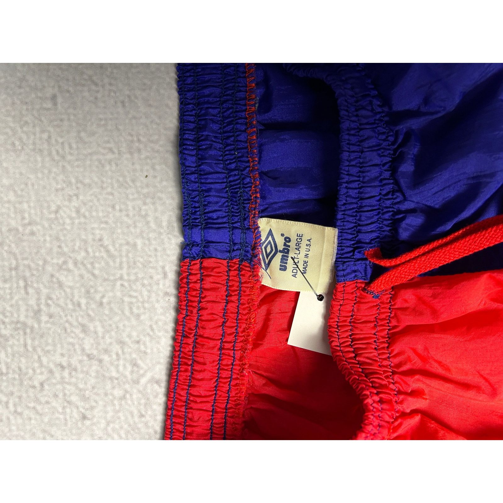 Umbro Vintage 90s Umbro Track Shorts, Menswear - Men's Medium Size US 28 / EU 44 - 3 Thumbnail