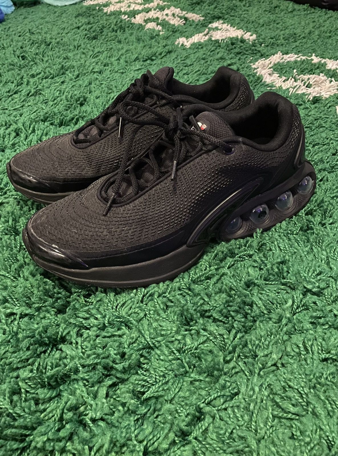 Nike Air max DN triple black DV3337 006 Size US 10.5 / EU 43-44 - 3 Thumbnail