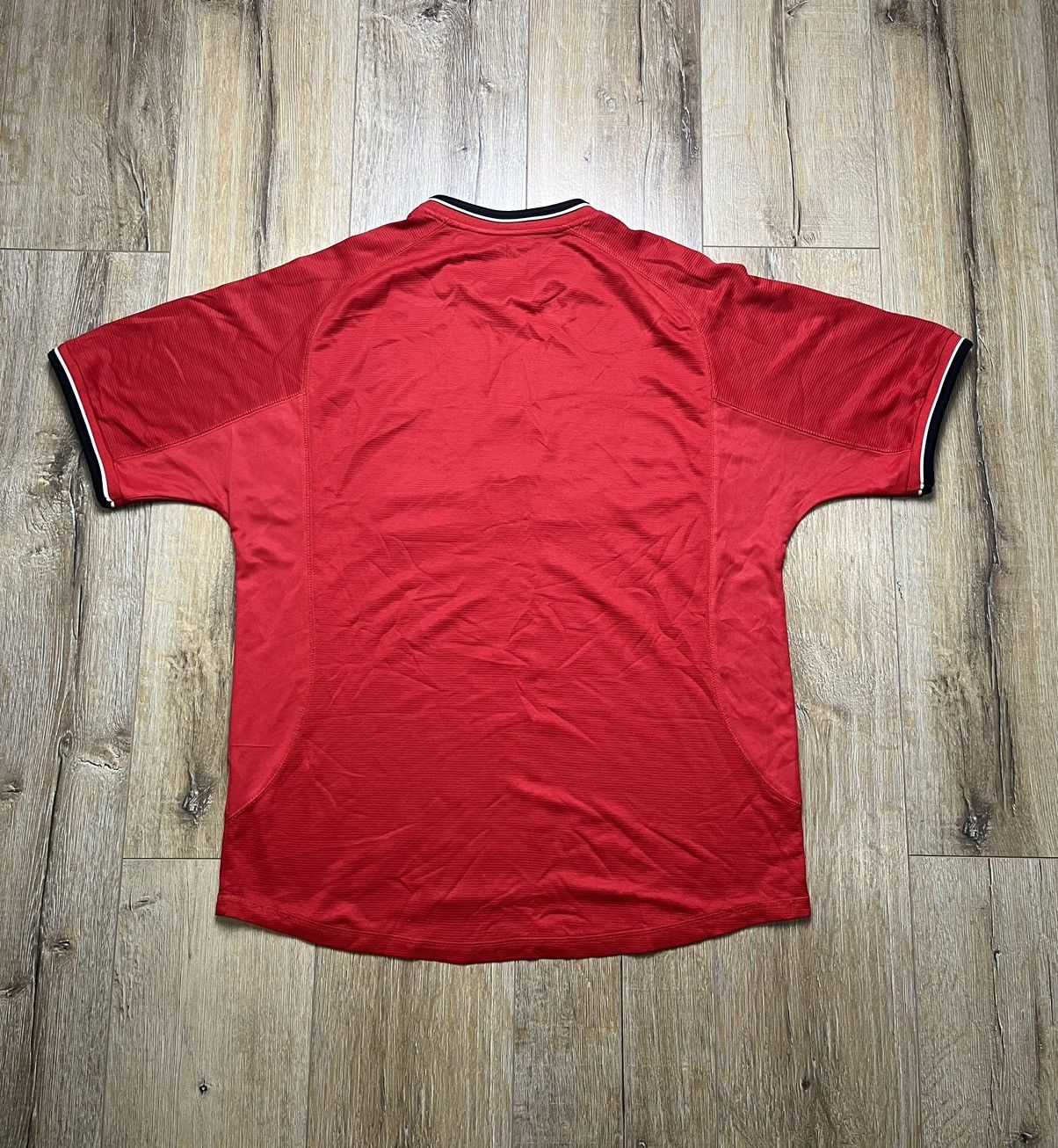 Other VINTAGE UMBRO MANCHESTER UNITED 2002 JERSEY Size US L / EU 52-54 / 3 - 6 Thumbnail