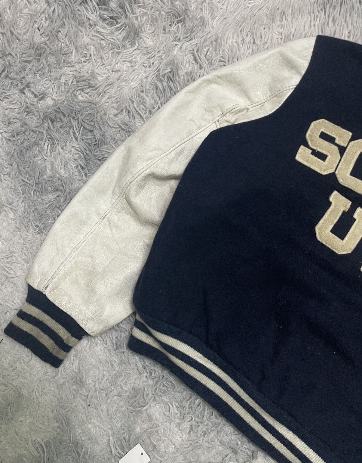 Schott 90s SCHOTT N.Y.C VARSITY JACKET SPELL OUT ON BACK RARE Size US L / EU 52-54 / 3 - 16 Thumbnail