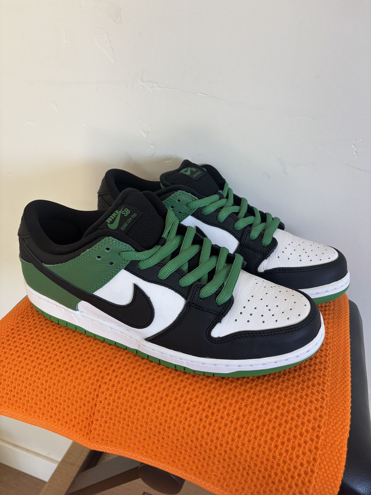 Nike Nike SB Dunk Low Classic Green Size US 11 / EU 44 - 3 Thumbnail