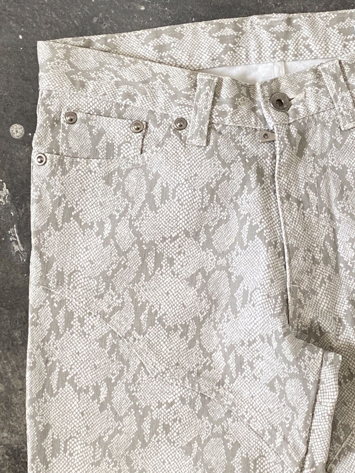 If Six Was Nine Semantic Design “Python” Snakeskin Flared Jeans Size US 30 / EU 46 - 8 Thumbnail