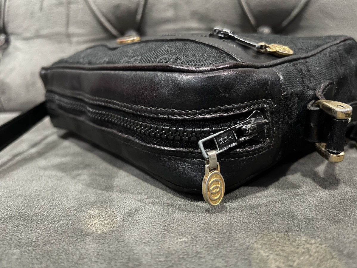 Gucci Authentic GUCCI Vintage Crossbody Bag Size ONE SIZE - 9 Thumbnail