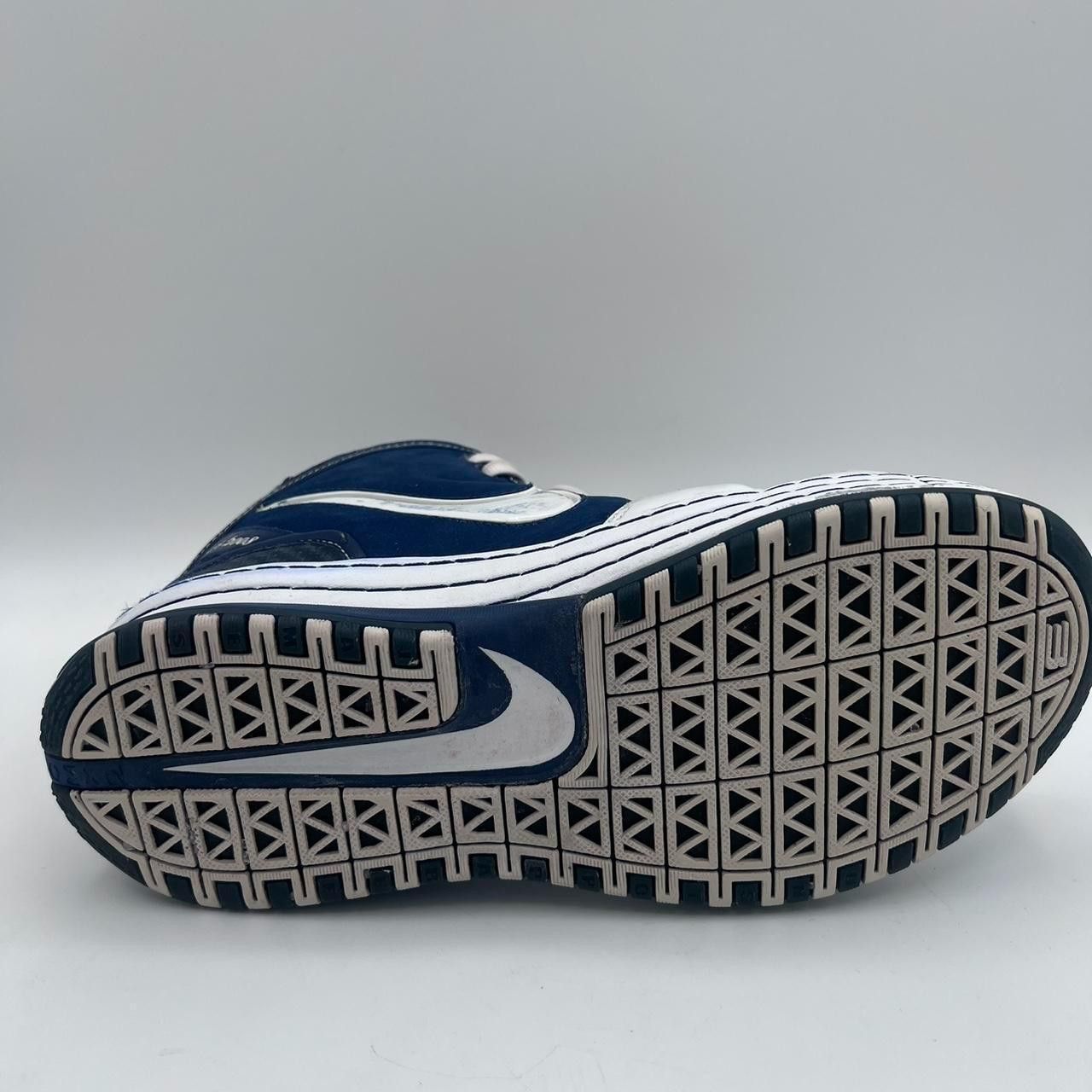 Nike Nike Air Zoom Lebron 6 Yankees Shoes US 7.5 LBJ 2008 Size US 7.5 / EU 40-41 - 3 Thumbnail