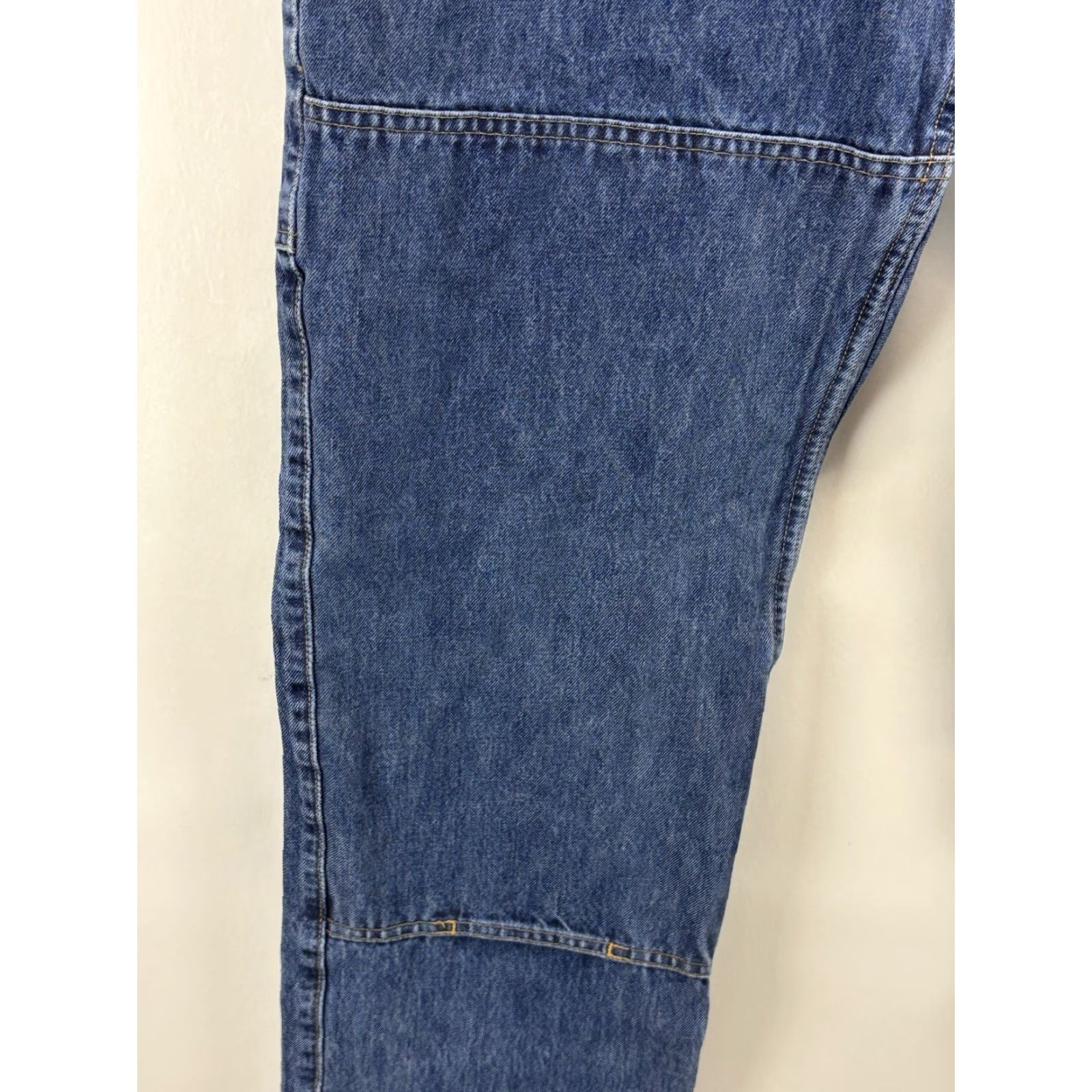 Carhartt **Carhartt Men's Relaxed Fit 38x34 Blue Workwear Jeans** User: Carhartt Men's Relaxed Fit 38x34 Blue Workwear Jeans Size US 38 / EU 54 - 5 Thumbnail