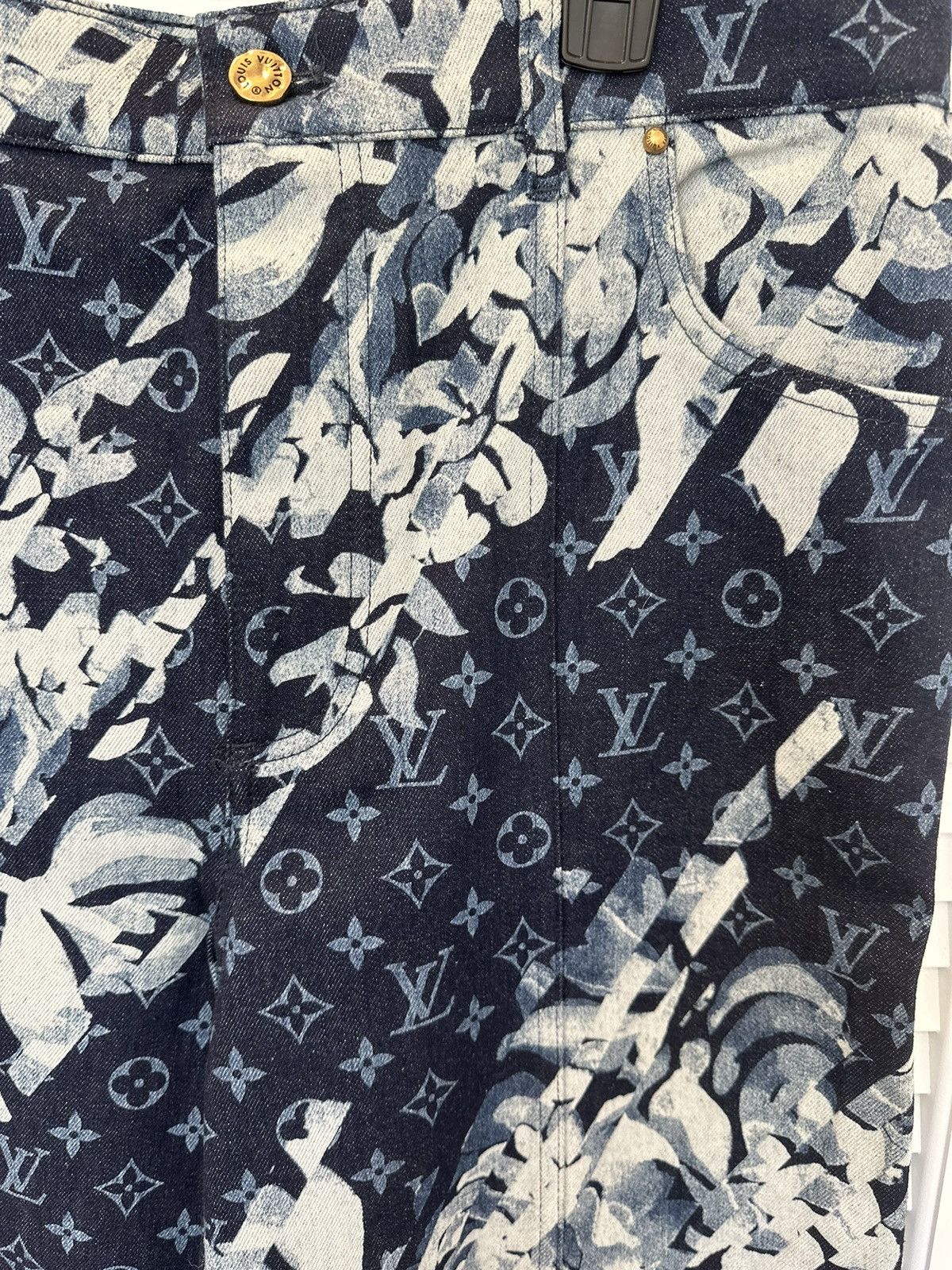 Louis Vuitton Louis Vuitton Monogram Flower Graphic Denim Jeans Size US 32 / EU 48 - 5 Thumbnail