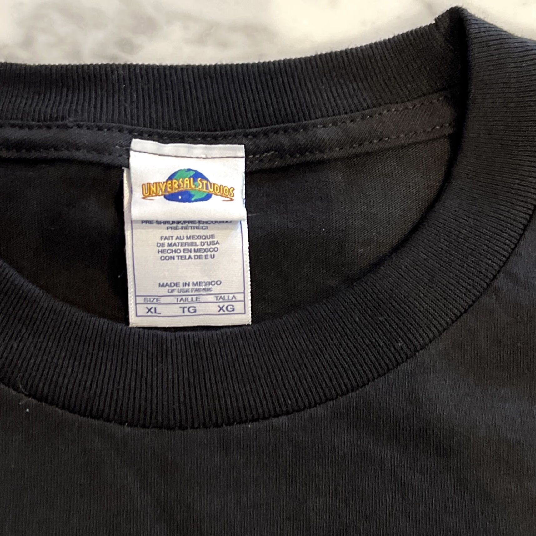 Vintage VINTAGE Universal Studios Men’s XL Black T Shirt Flaming World Shirt Adults XL Black Flaming World Universal Studios Hollywood Mens T-Shirt Size US XL / EU 56 / 4 - 4 Thumbnail