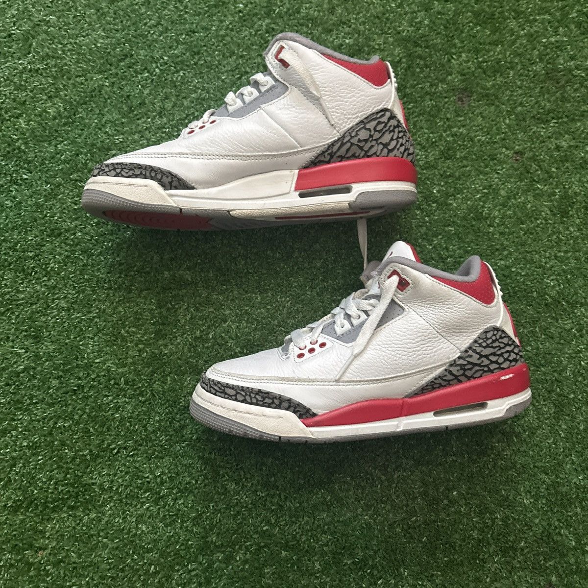 Jordan Brand Jordan 3 fire red gs Size US 6 / EU 39 - 1 Thumbnail