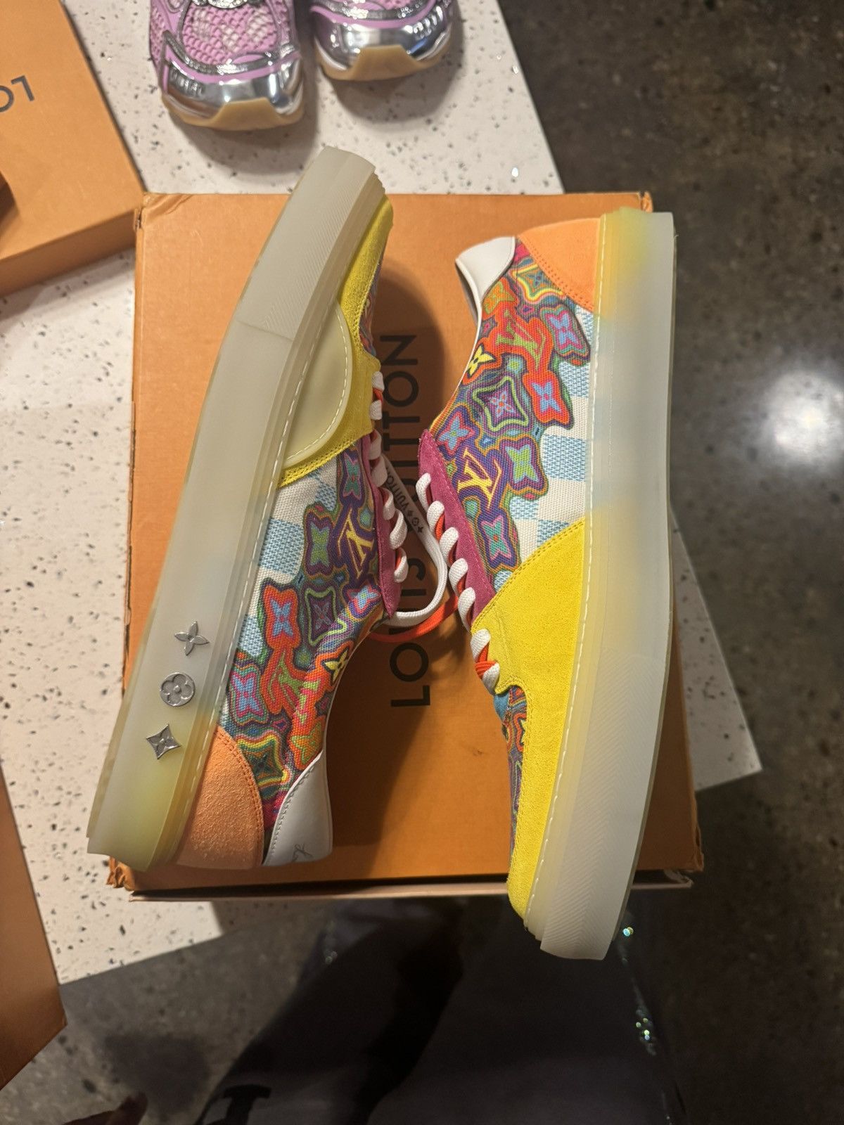 Louis Vuitton Louis Vuitton Ollie Psychedelic sneaker Size US 12 / EU 45 - 3 Thumbnail
