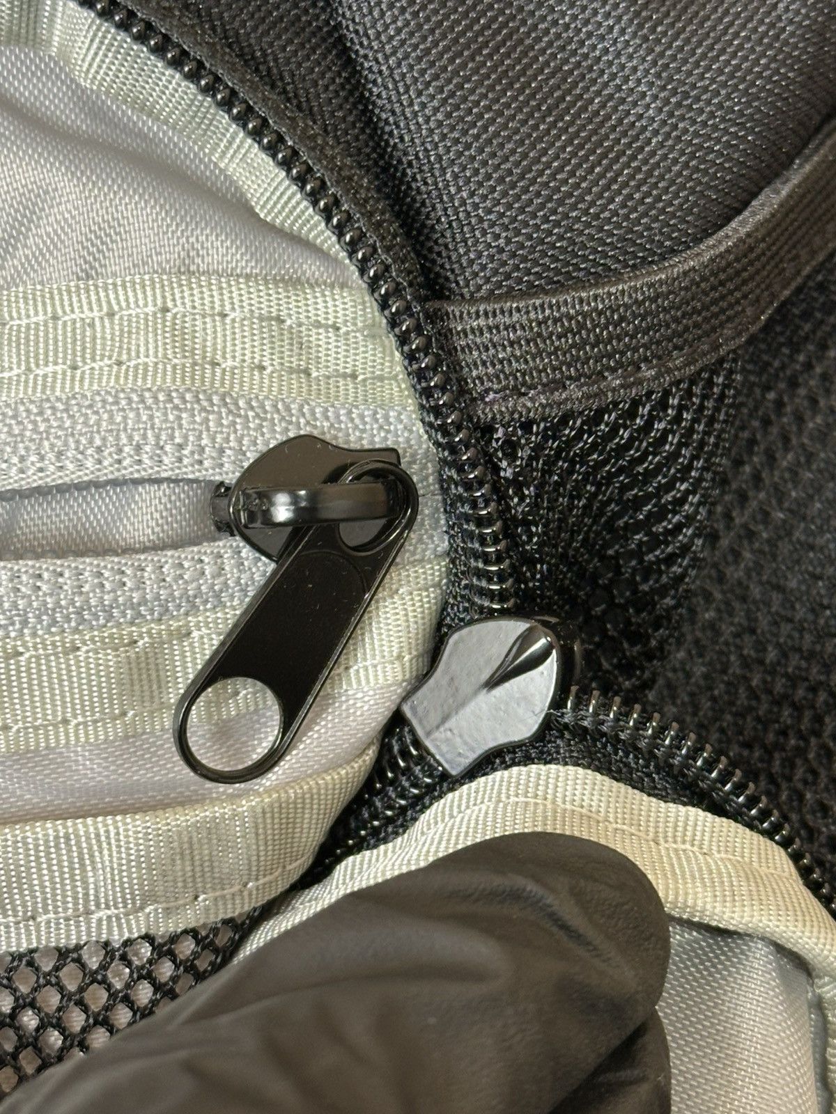 Nike Nike Cordura messenger bag with an adjustable strap. Size ONE SIZE - 16 Thumbnail
