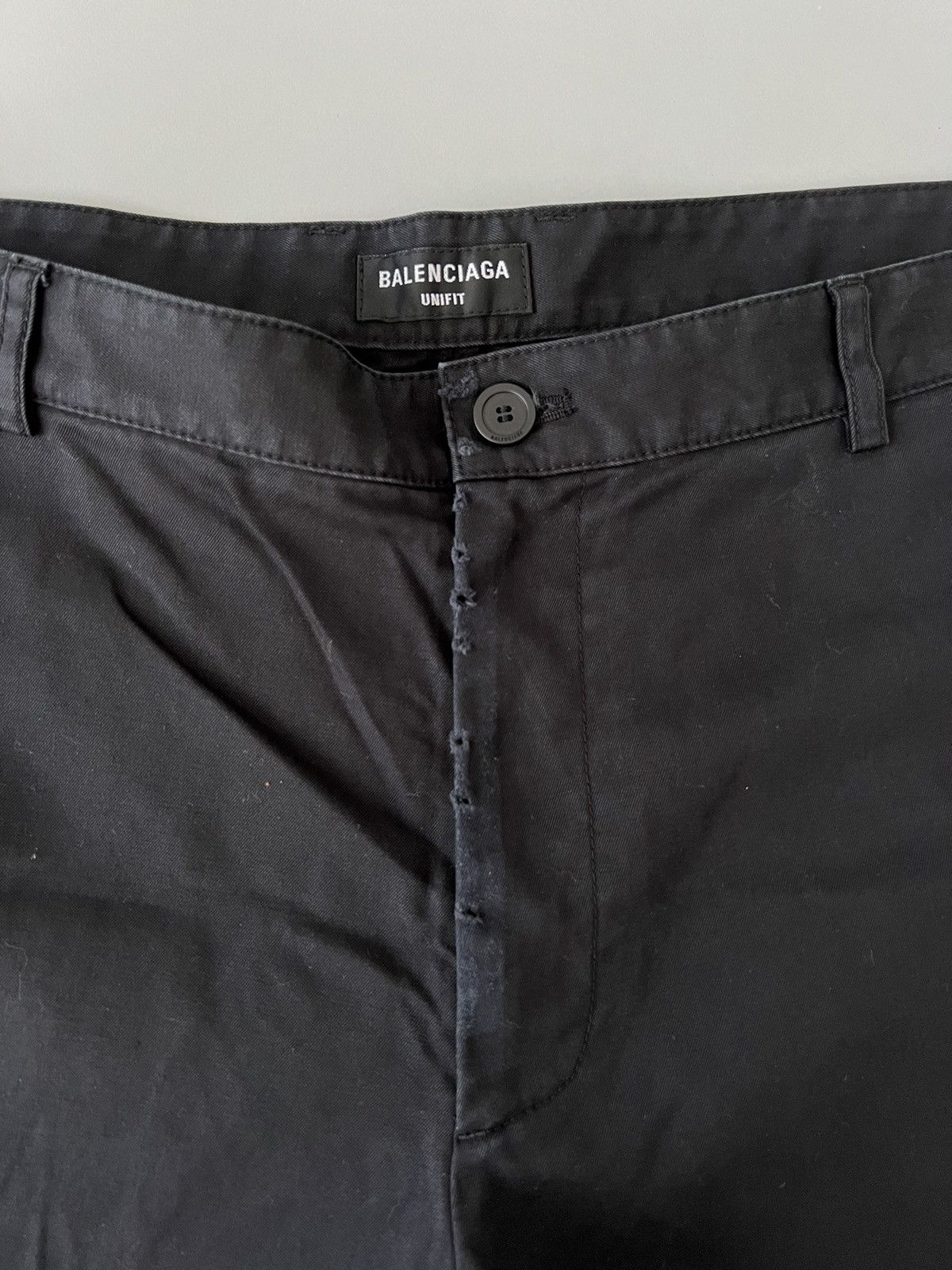 Balenciaga Balenciaga Distressed Cropped Pants Size US 36 / EU 52 - 4 Thumbnail