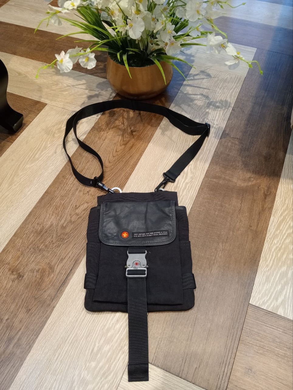 Japanese Brand TOUGH JEANS INC. SLING BAG Size ONE SIZE - 3 Thumbnail