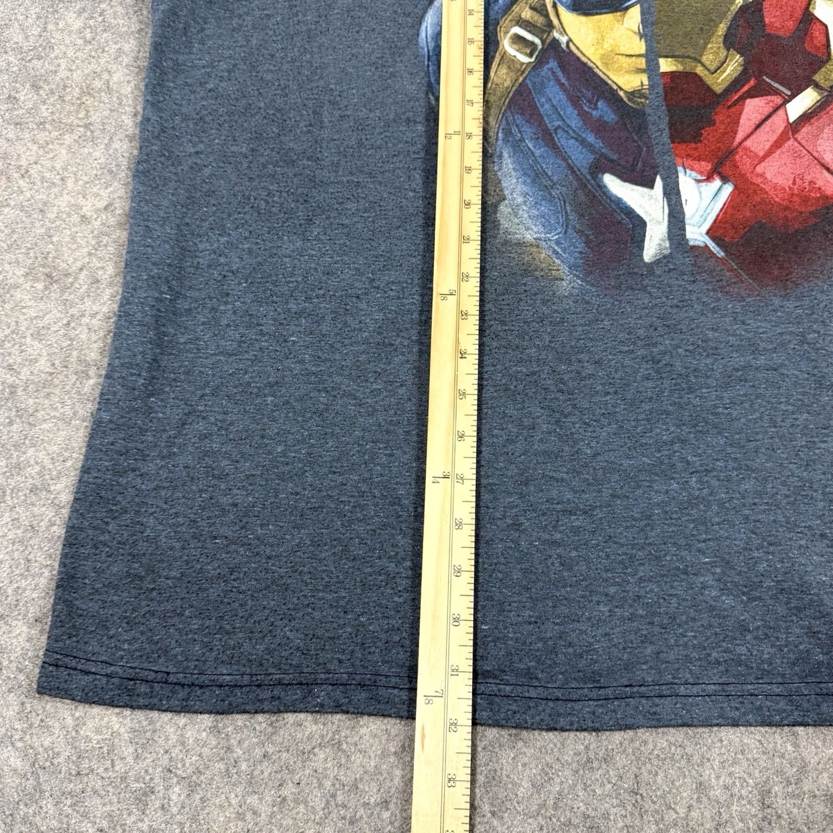 Vintage Marvel Captain America Civil War Split Face Print T-Shirt Men 3XL Gray Shirt Graphic Print 80s 90s Comics USA Size US XXL / EU 58 / 5 - 5 Thumbnail